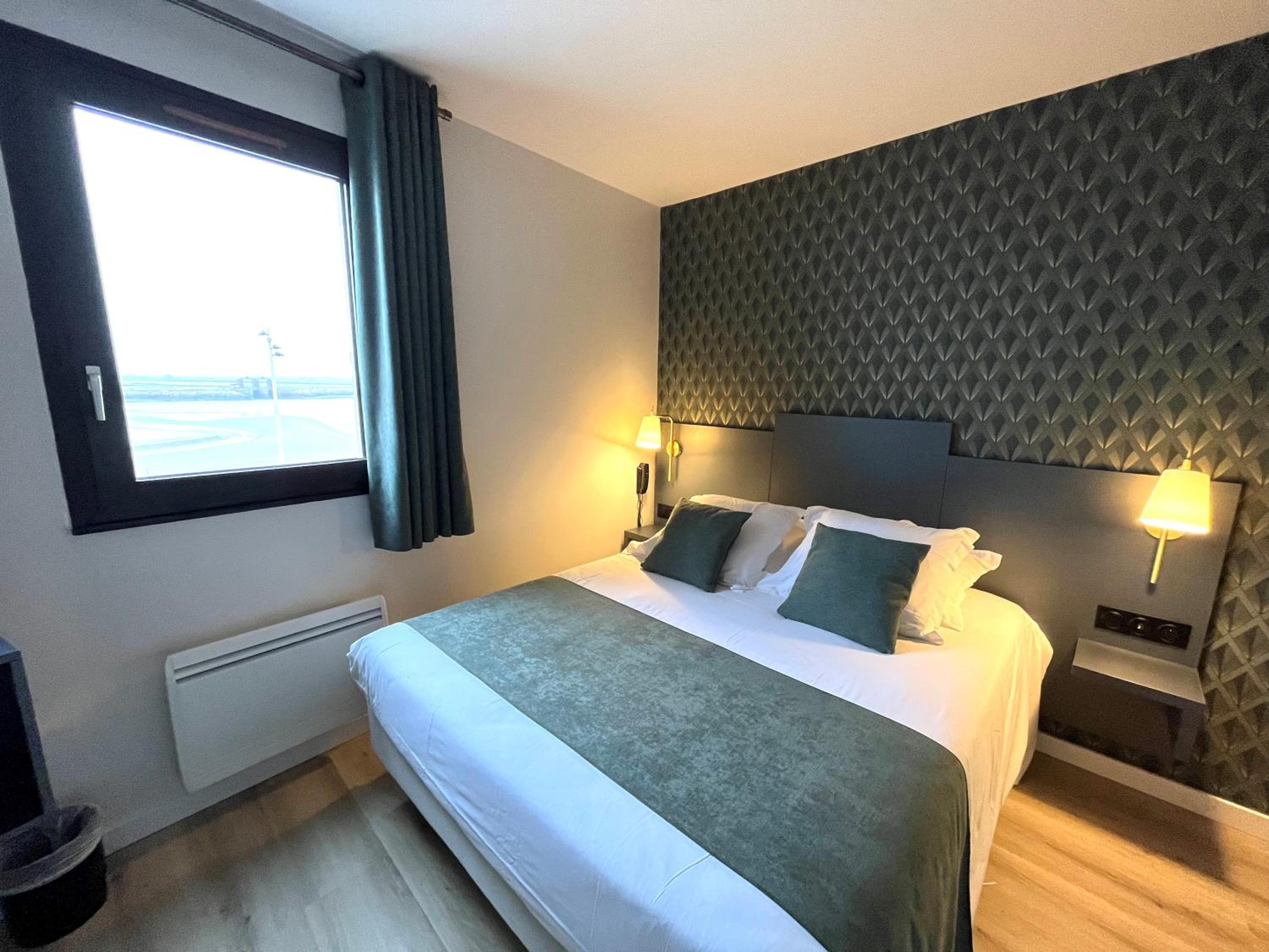Double Room with Harbor View photo 3