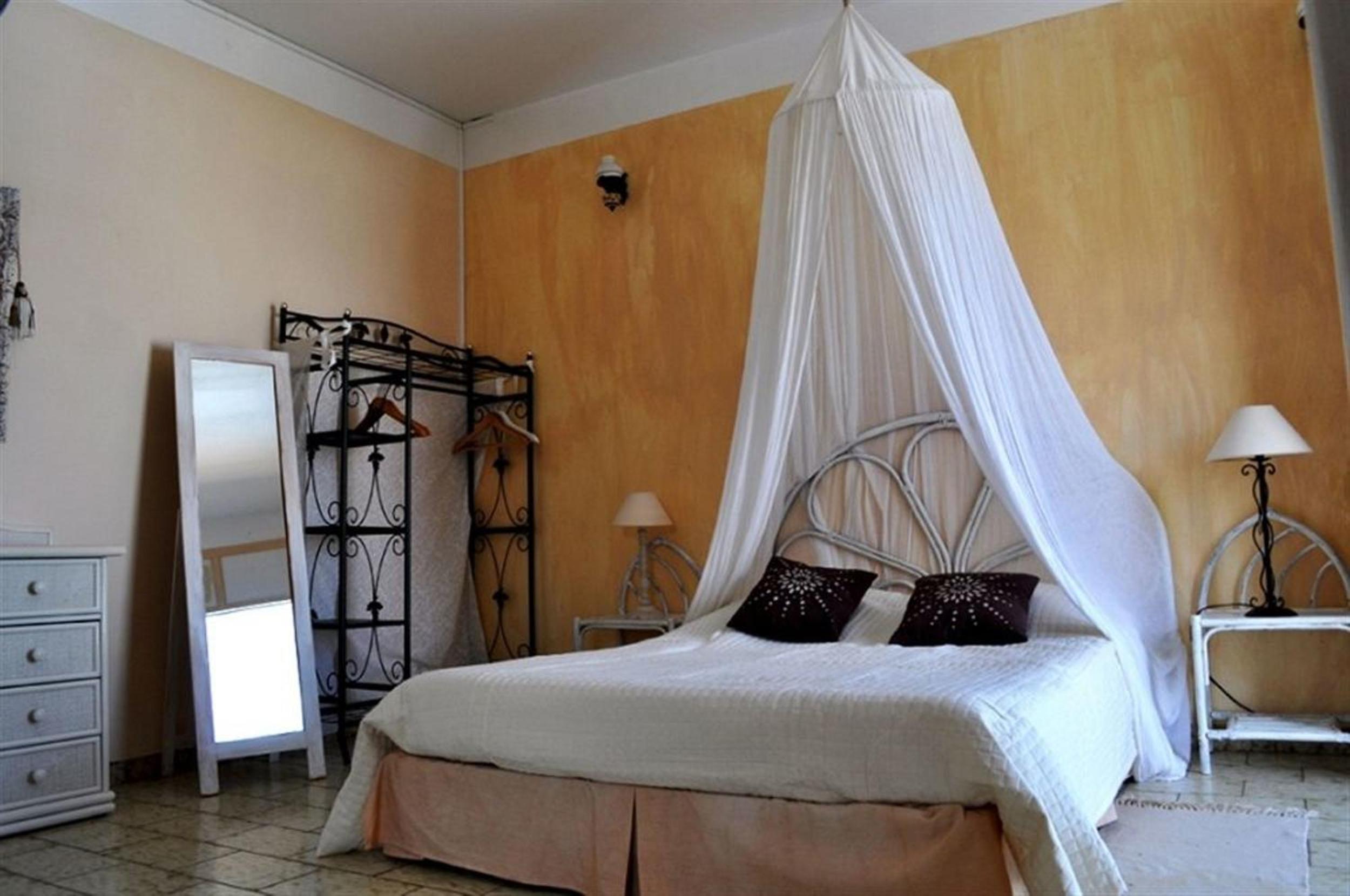 Double Room with Sea View - Photo 1