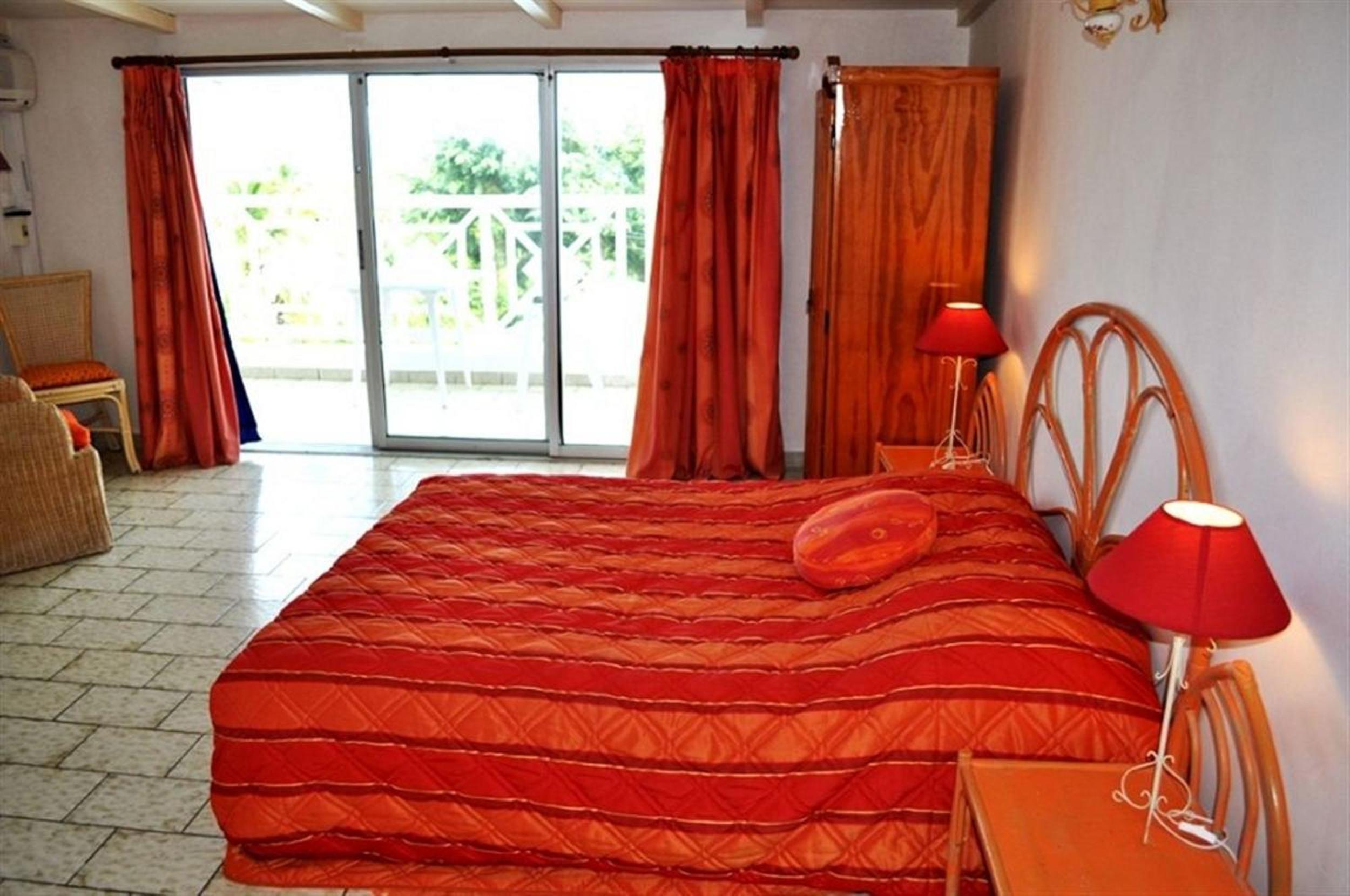 Double Room with Sea View - Photo 6