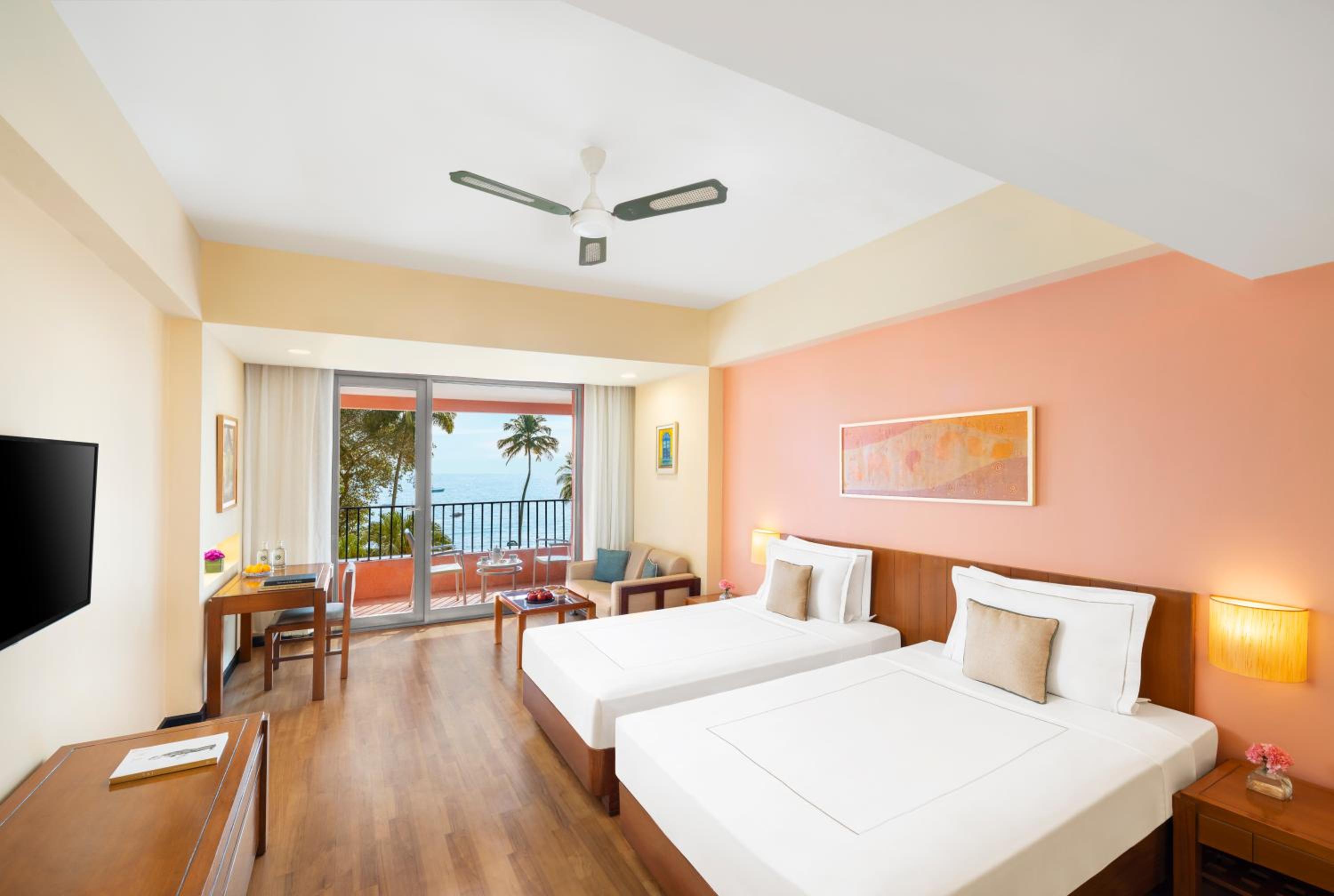 Luxury Twin Bed Sea View photo 1