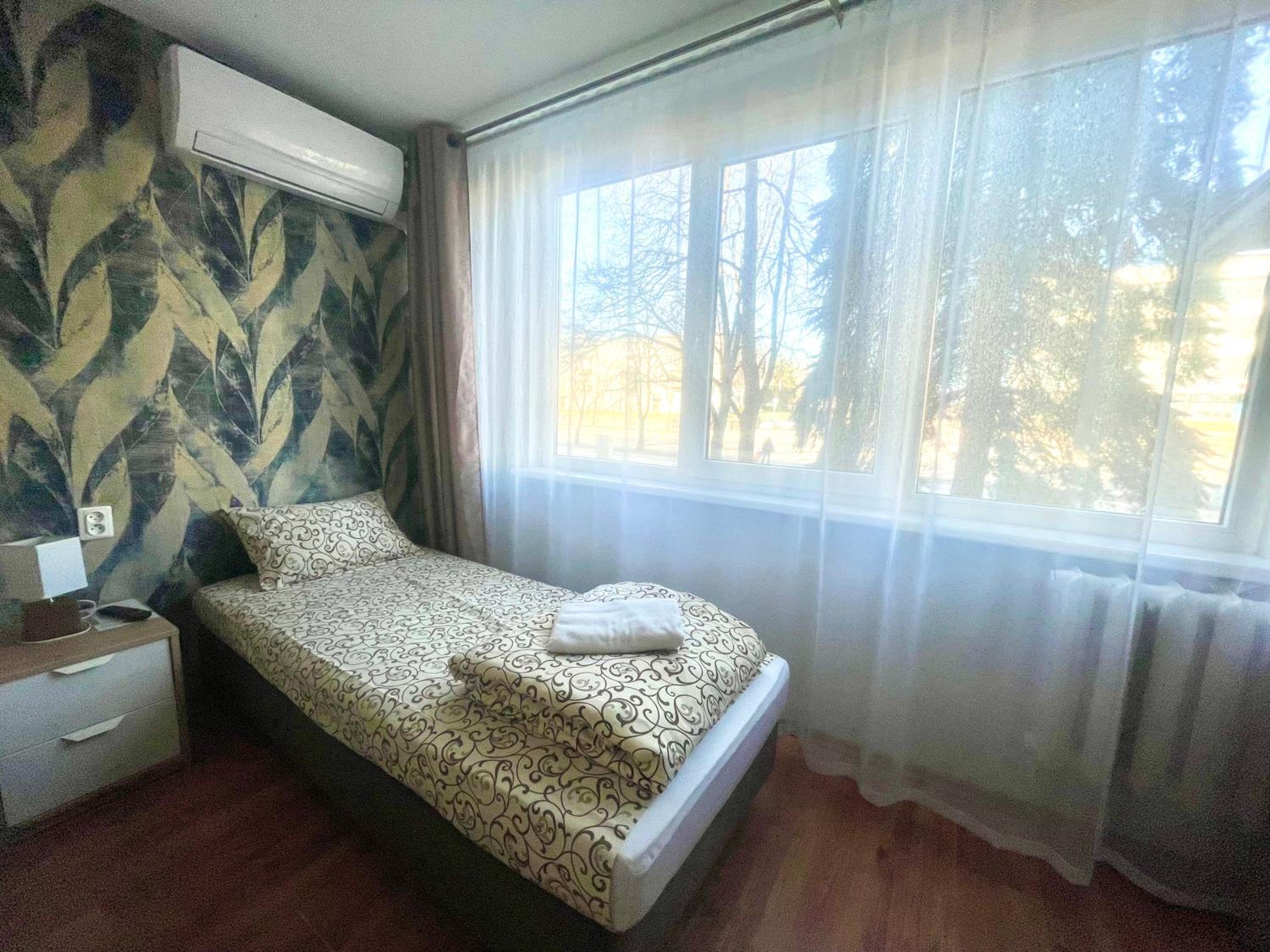 Deluxe Double or Twin Room - Photo 2