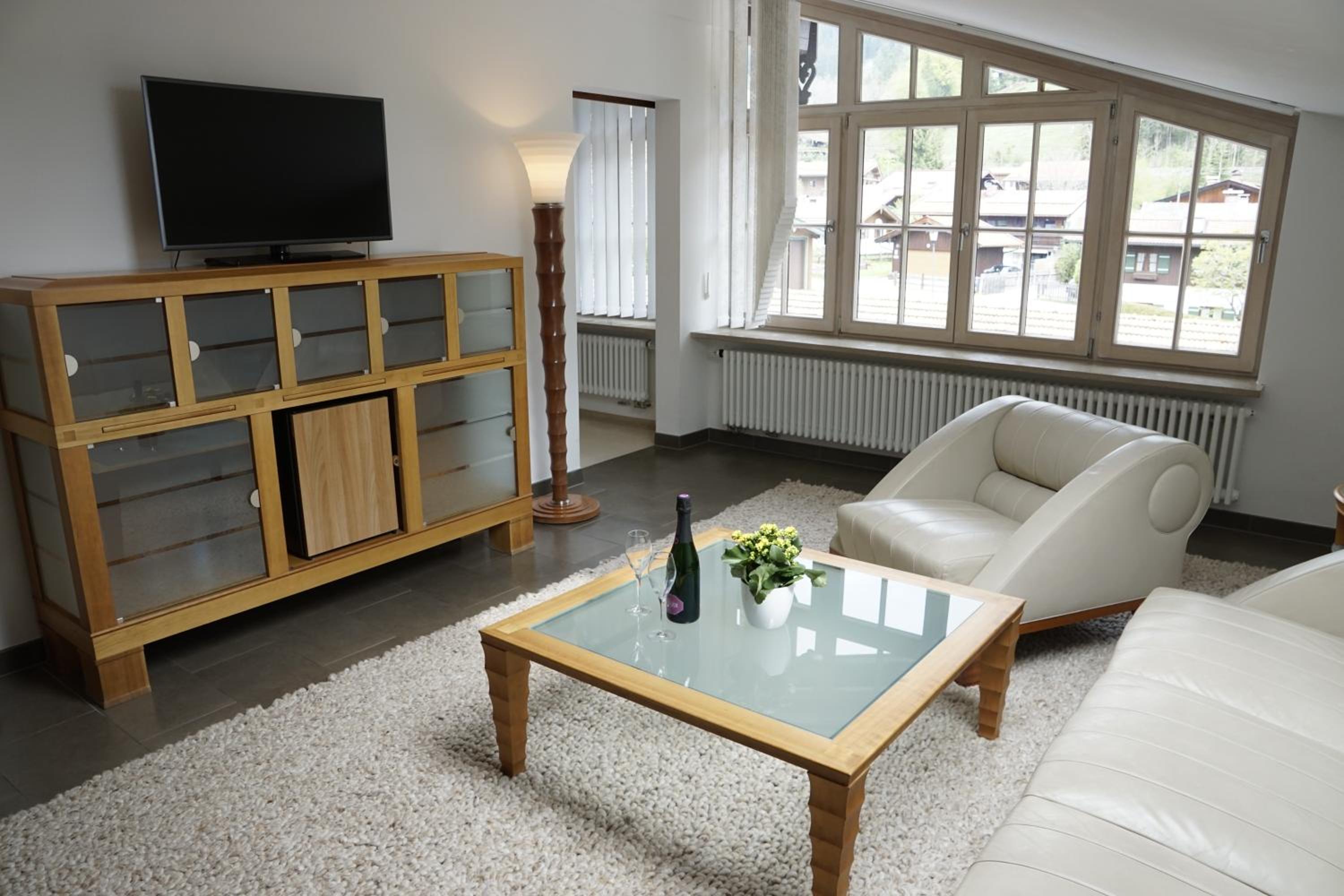 One-Bedroom Suite