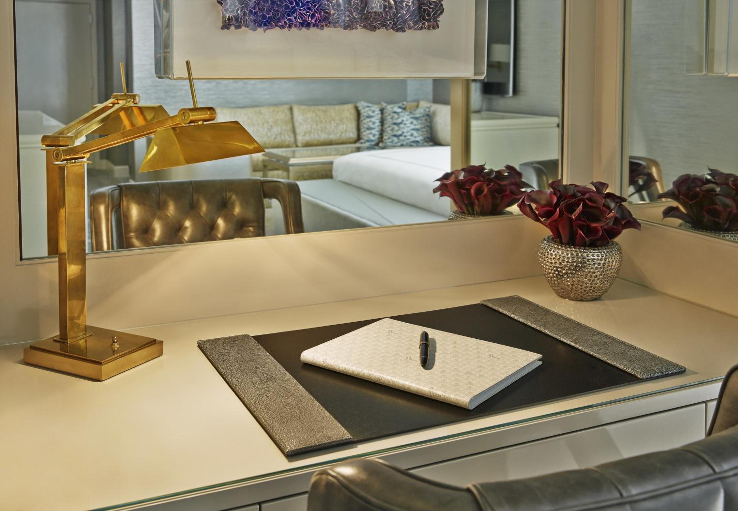 Grand Classic Suite thumbnail 5