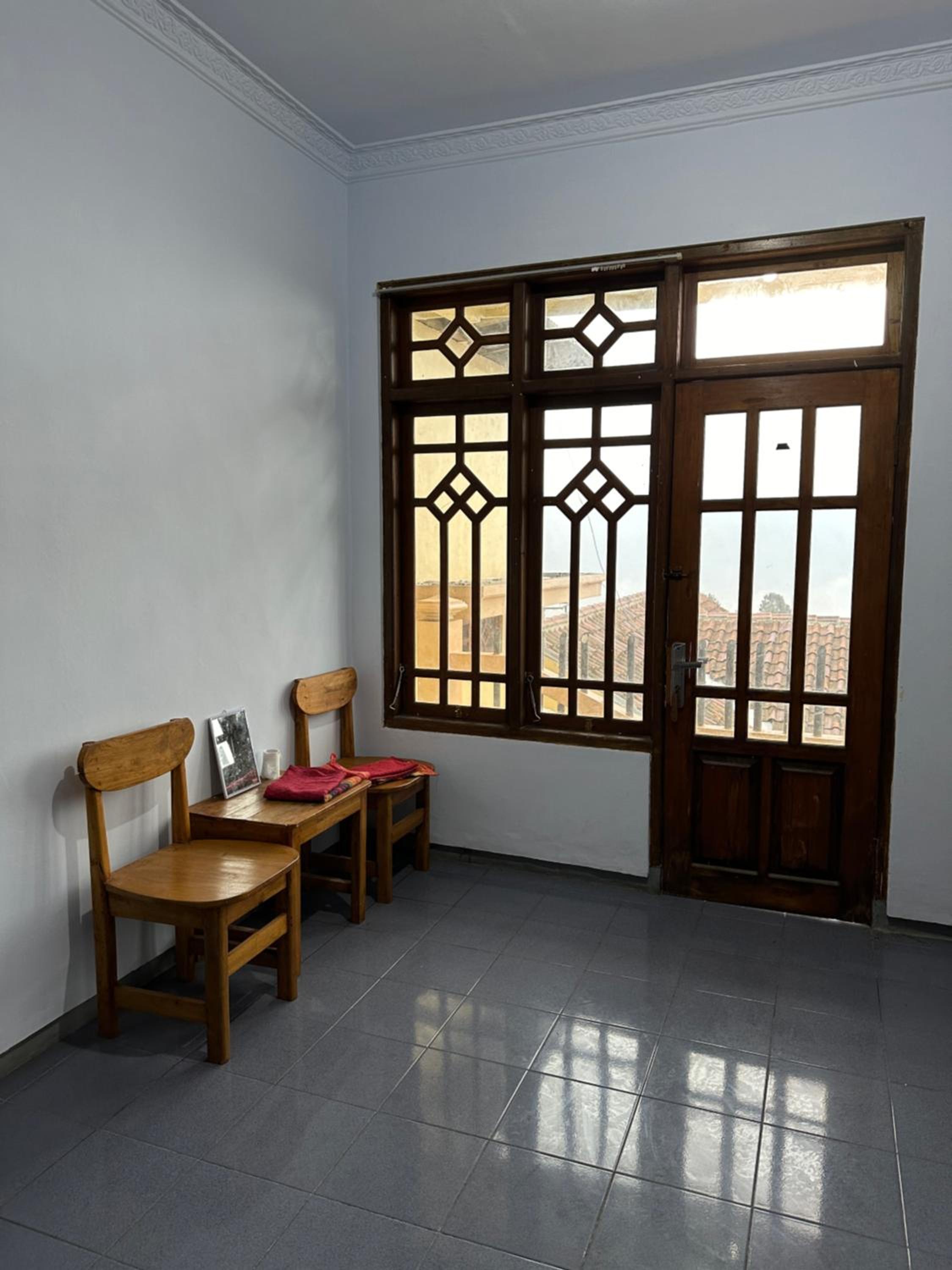 Family Room - Photo 6