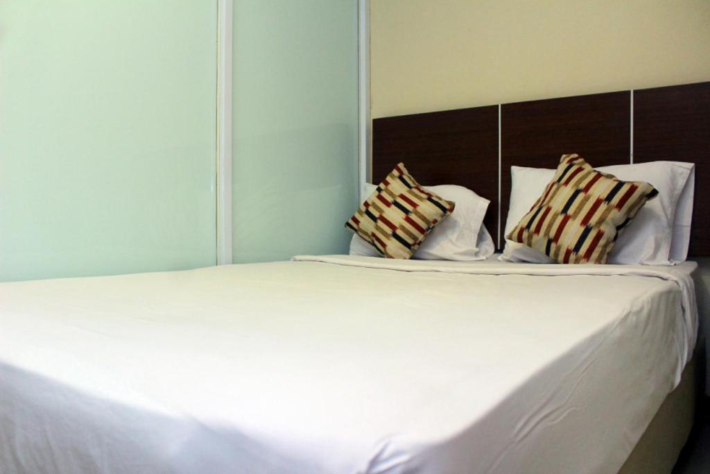 Standard Twin Room - Photo 3