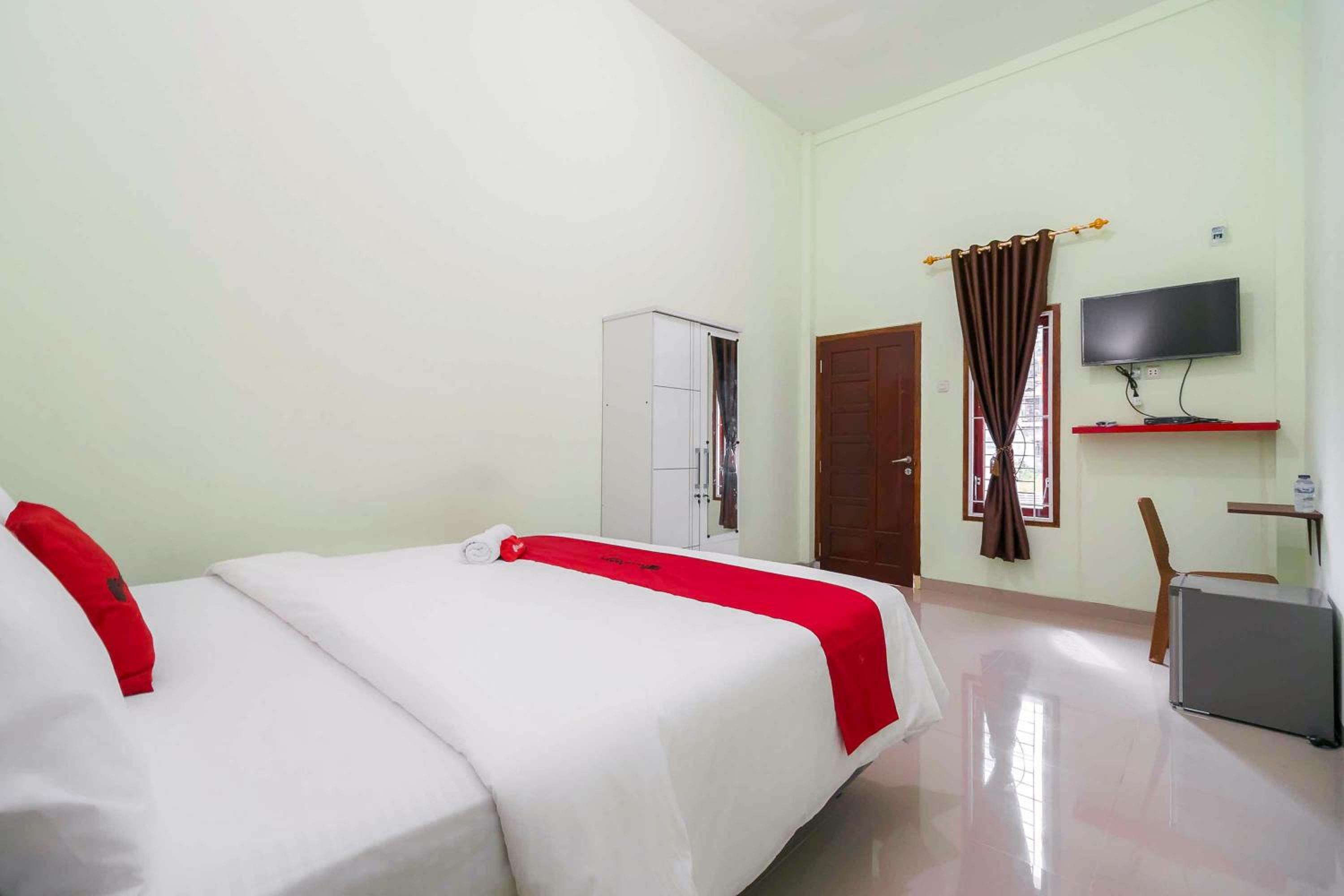 Standard Double Room photo 3