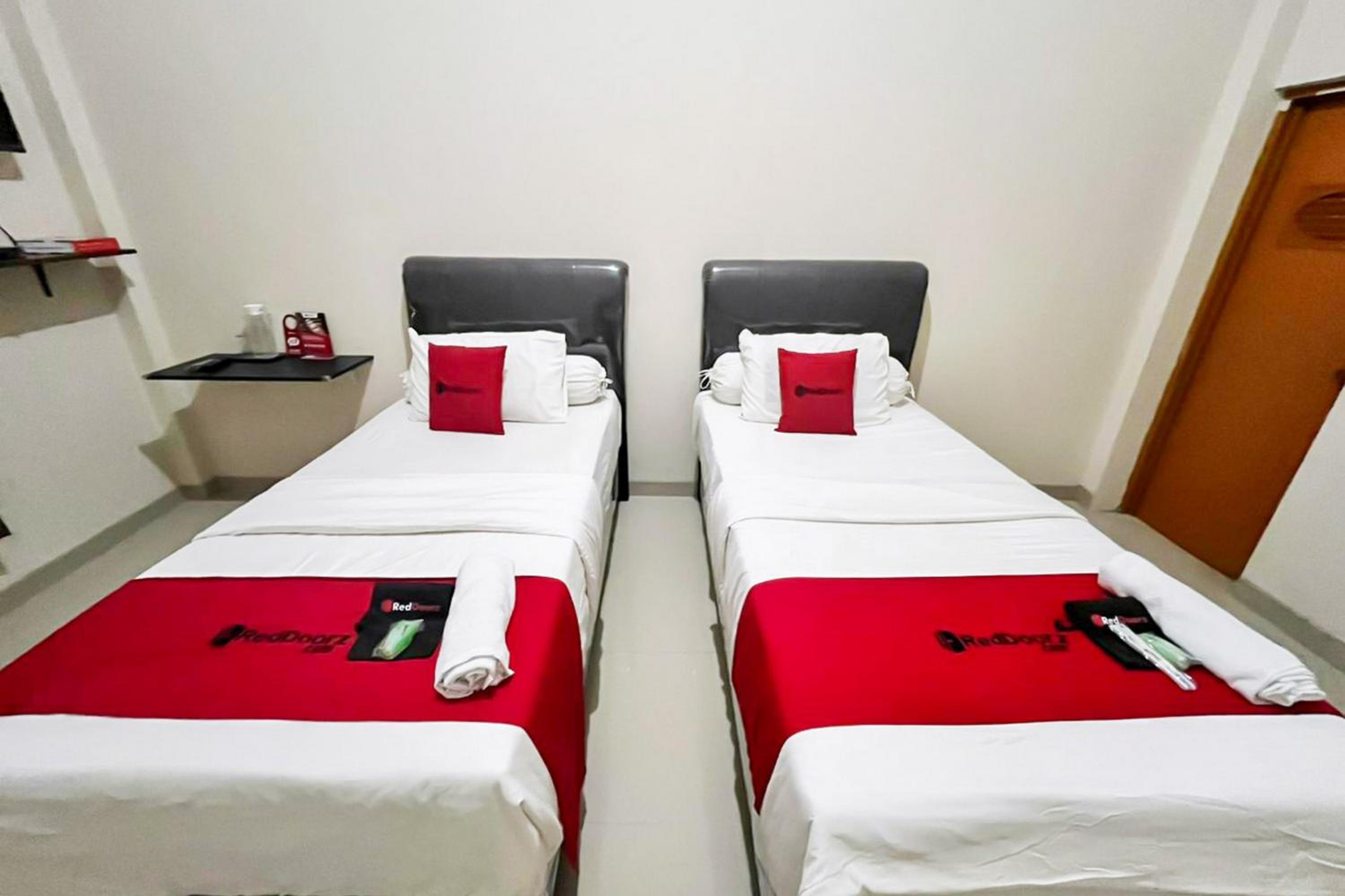 Standard Twin Room photo 1