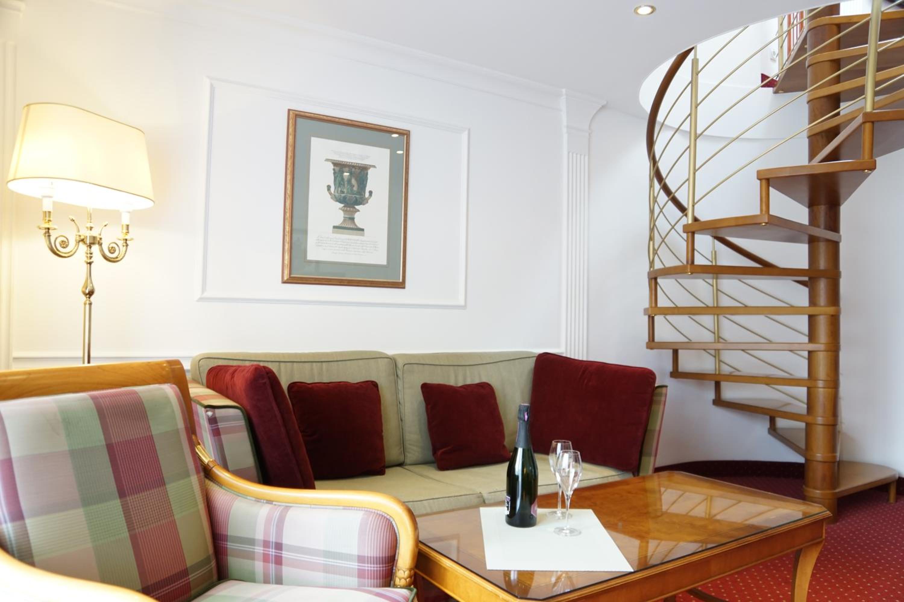 One-Bedroom Suite