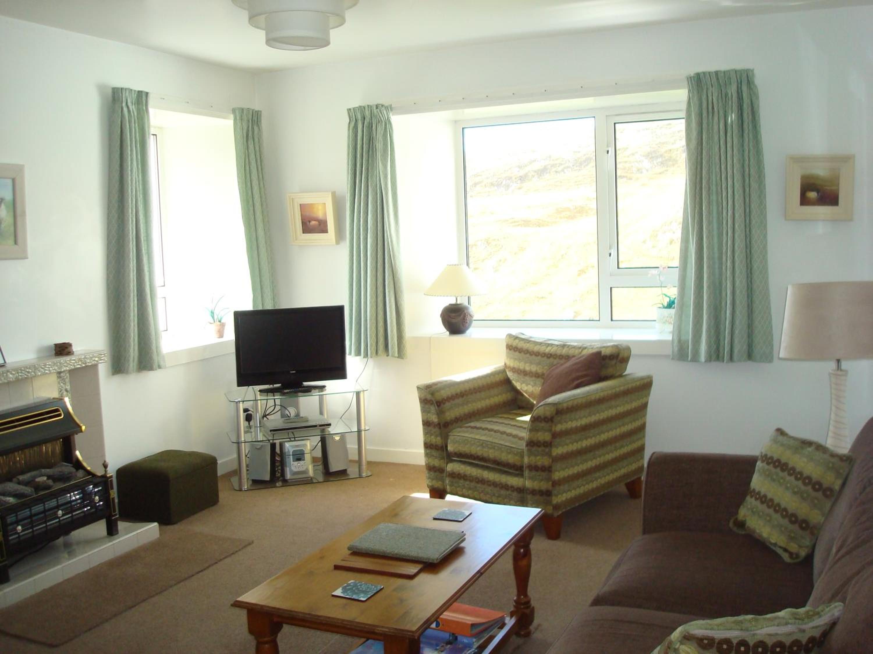 Two-Bedroom House photo 2