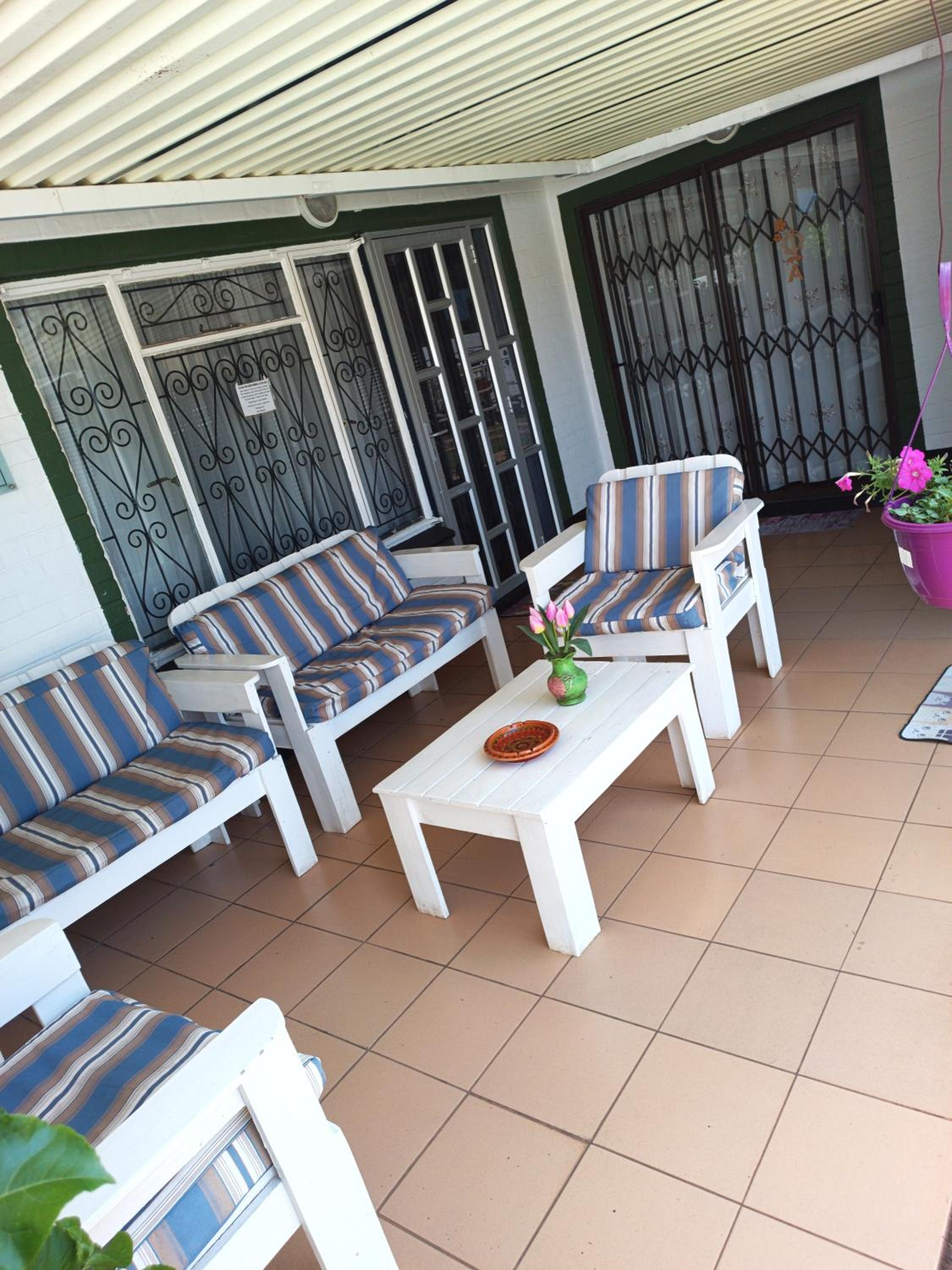 Deluxe Double or Twin Room with Garden View - Photo 19