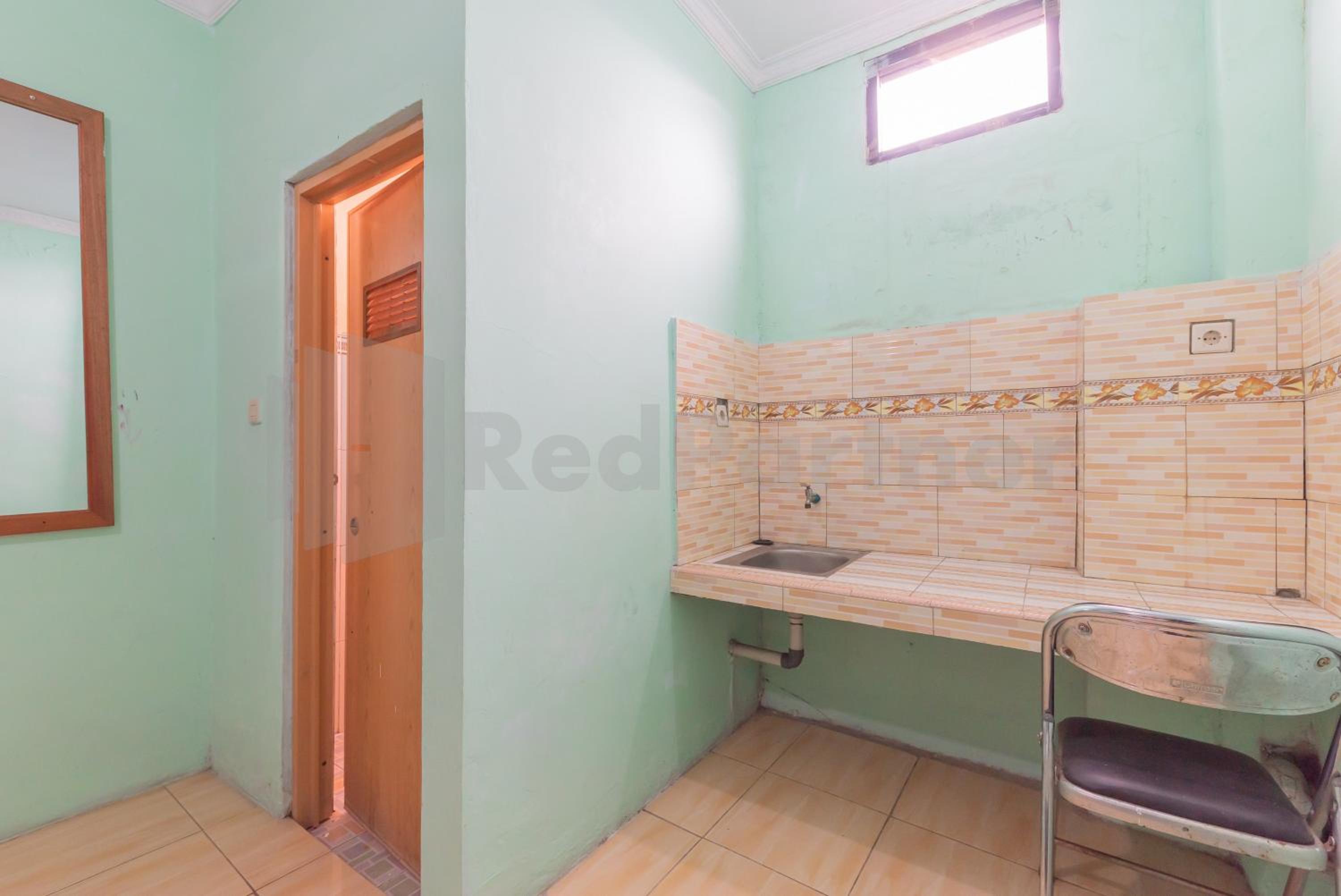 Standard Double Room - Photo 7