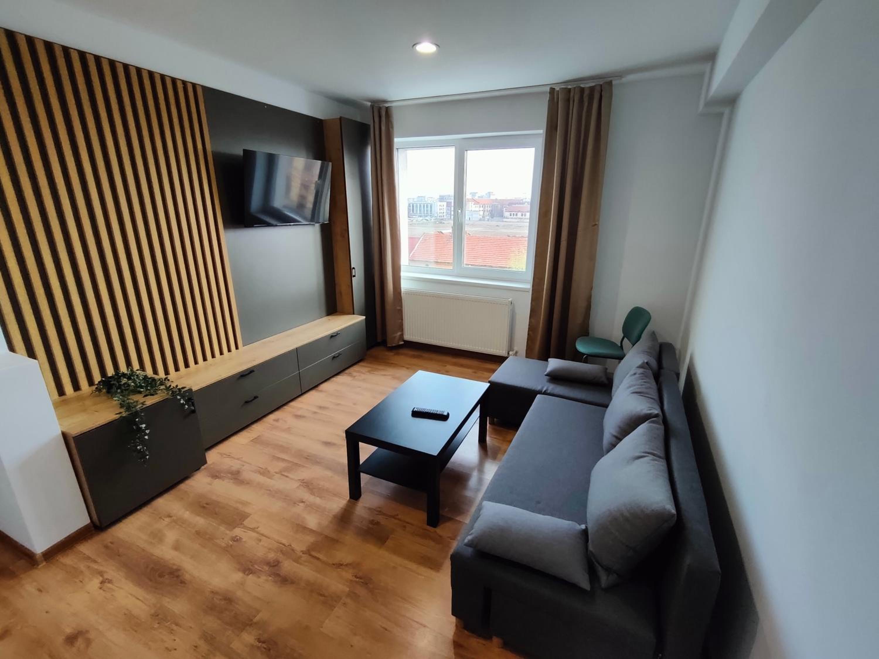 Deluxe Apartment - Photo 2