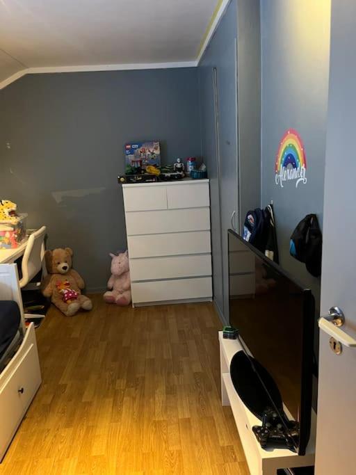 Two-Bedroom House photo 3