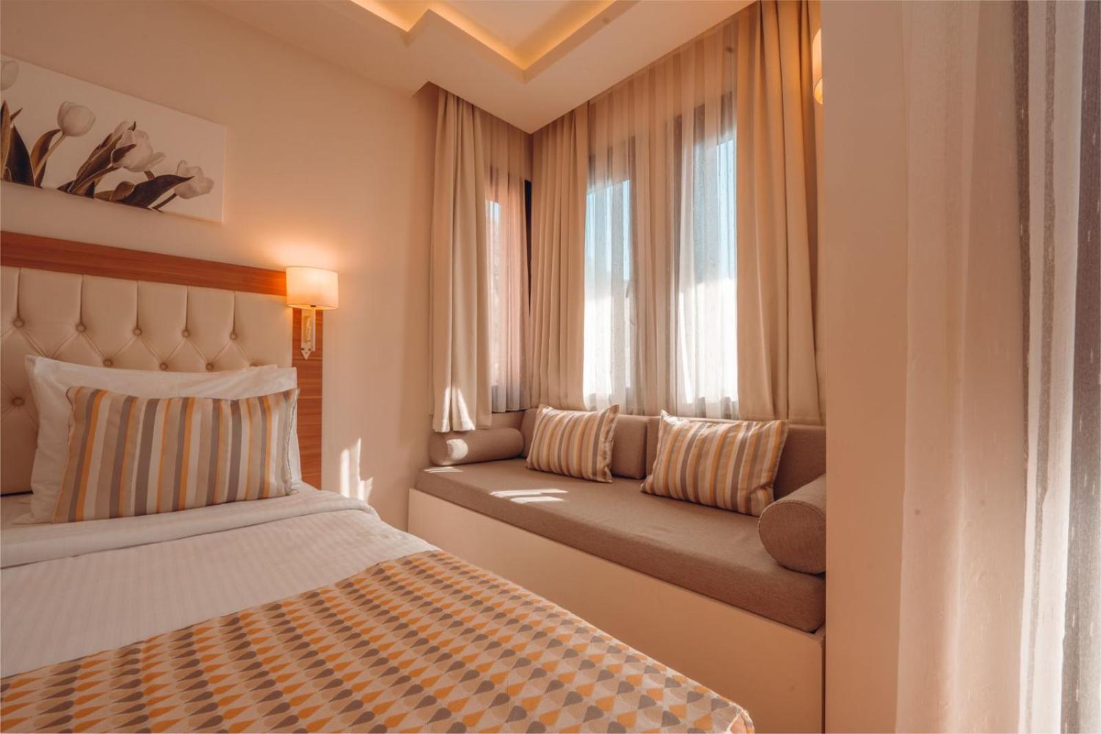 Triple Room - Photo 10