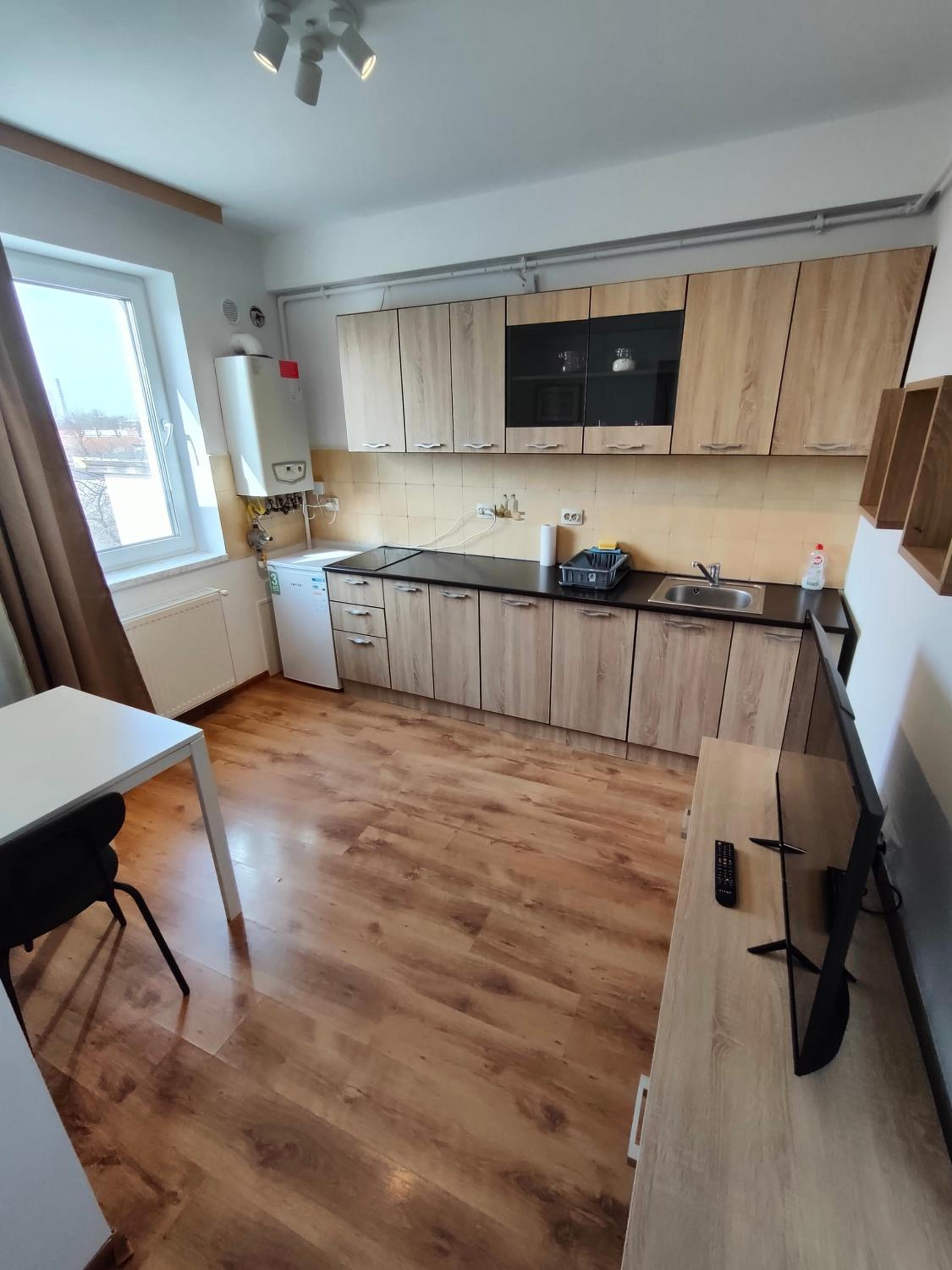 Studio Apartment - Photo 3