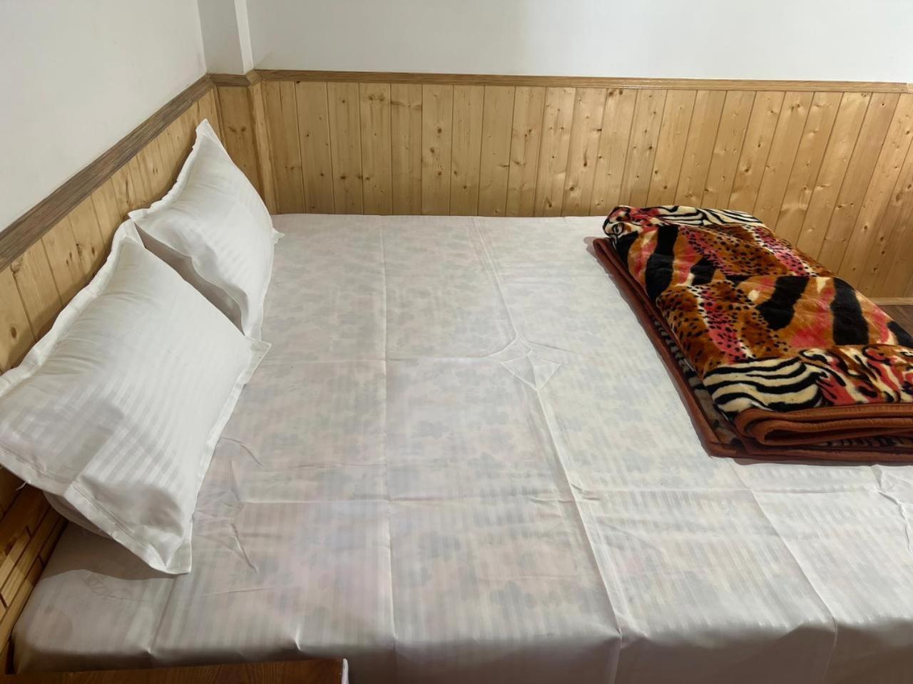 Standard Double Room photo 3