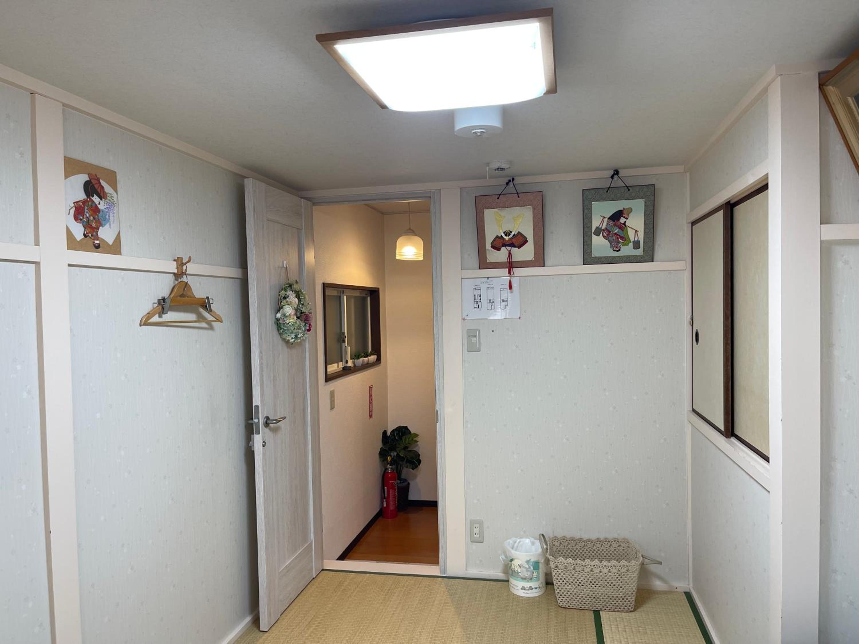 Two-Bedroom House - Photo 12