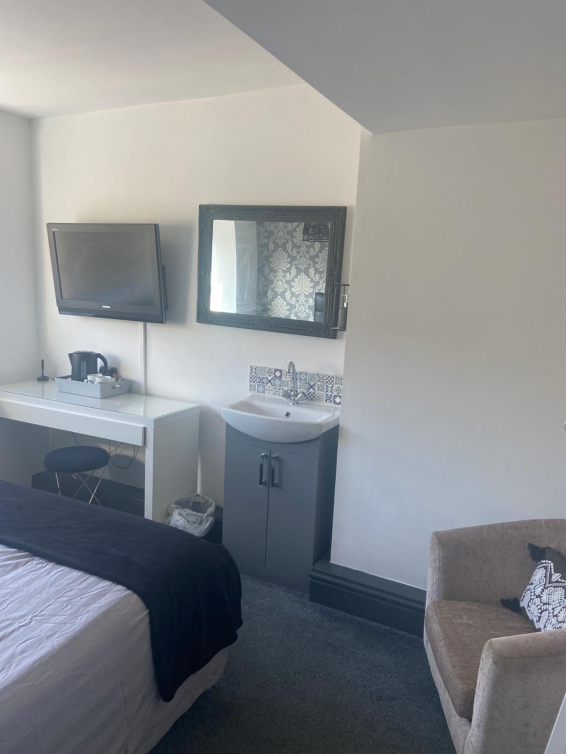 Double Room with Lake View photo 2