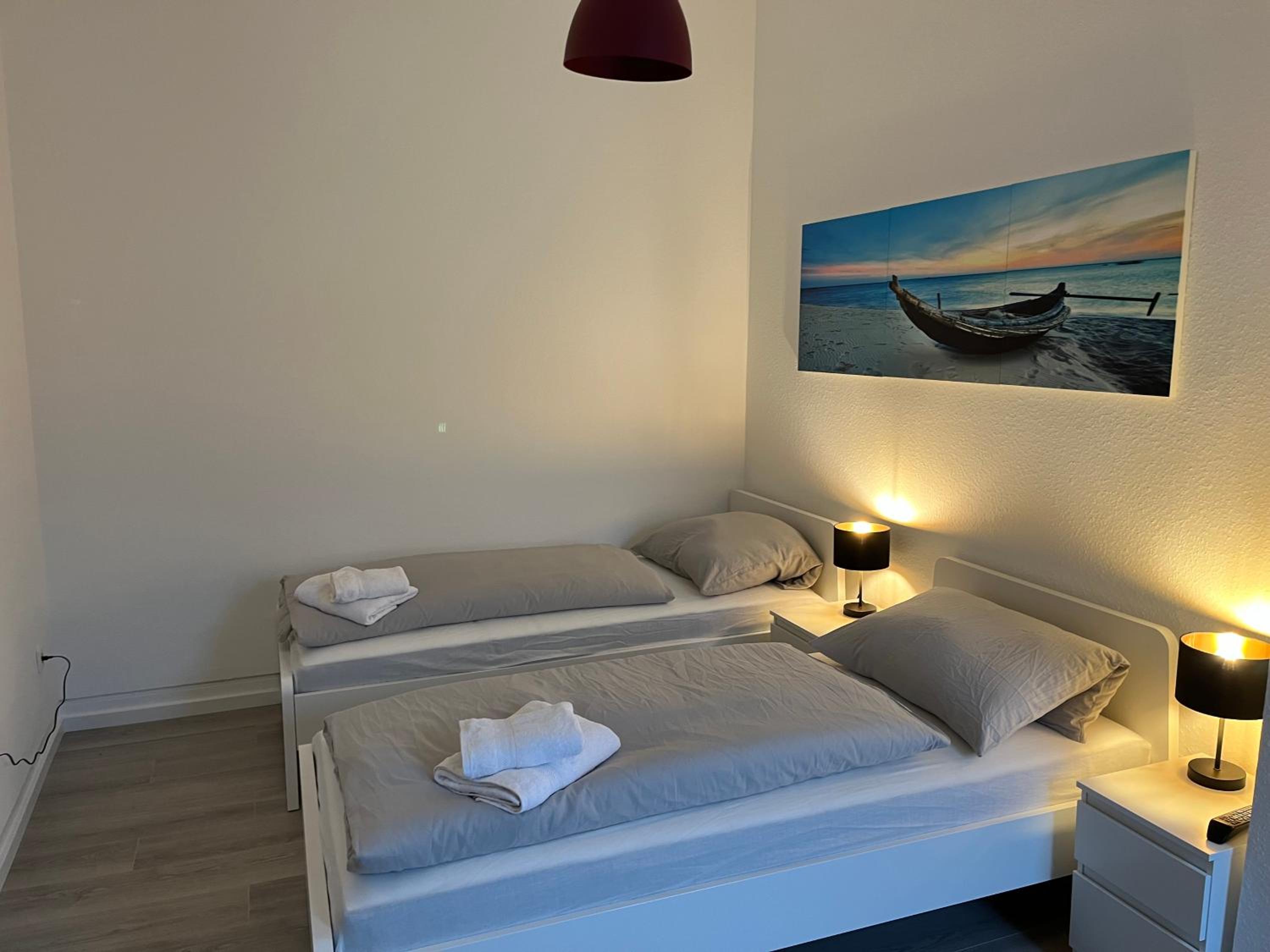 One-Bedroom Apartment photo 1