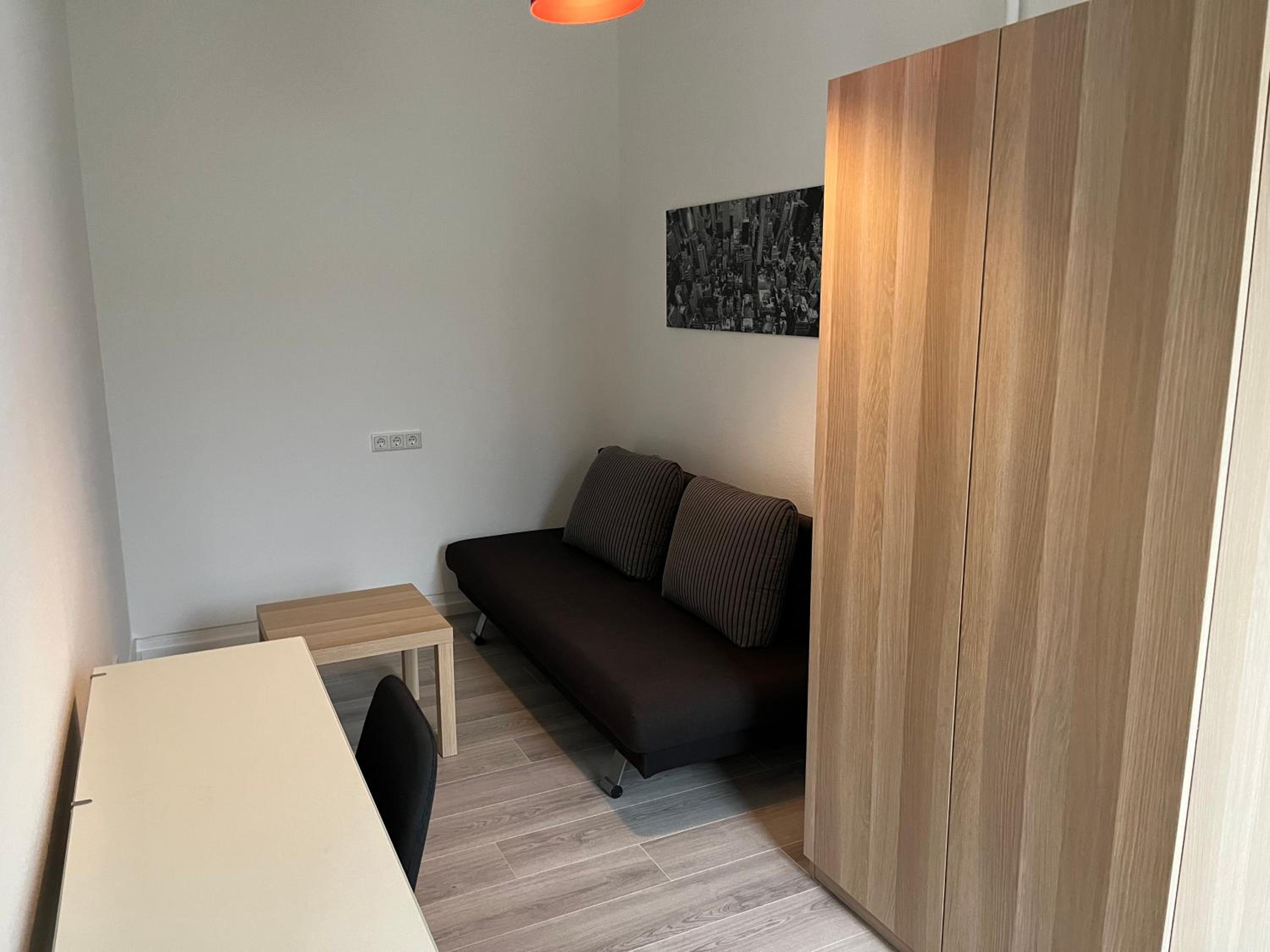 One-Bedroom Apartment photo 2