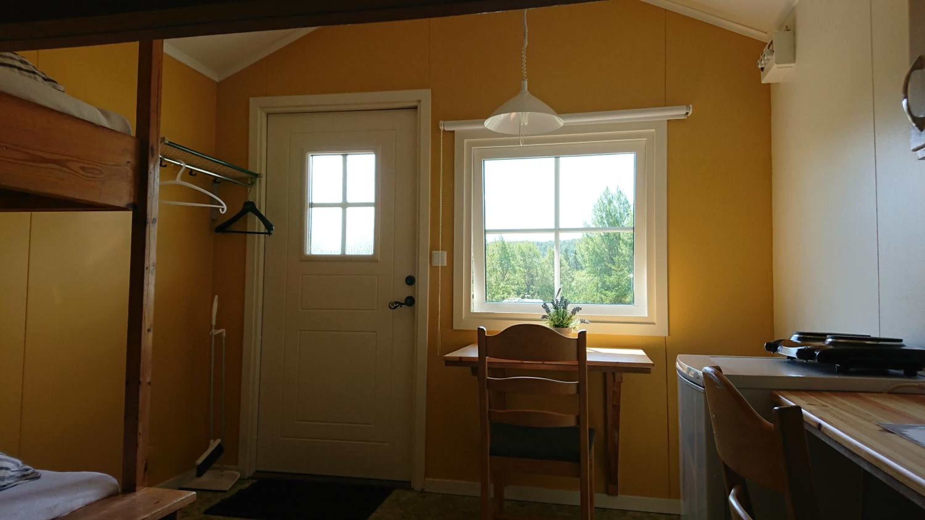 Cabin photo 2