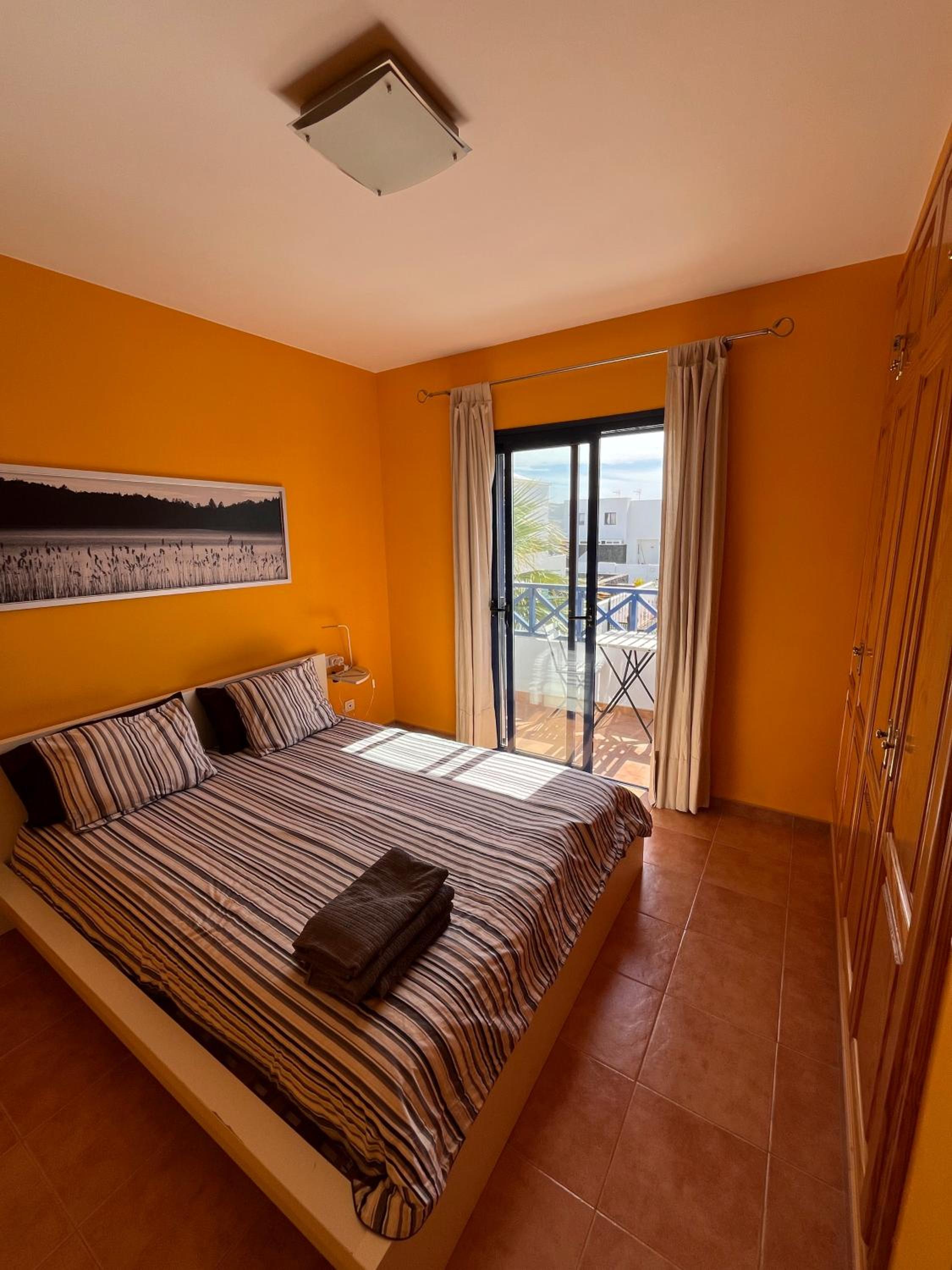 Villa de Tres Habitaciones
