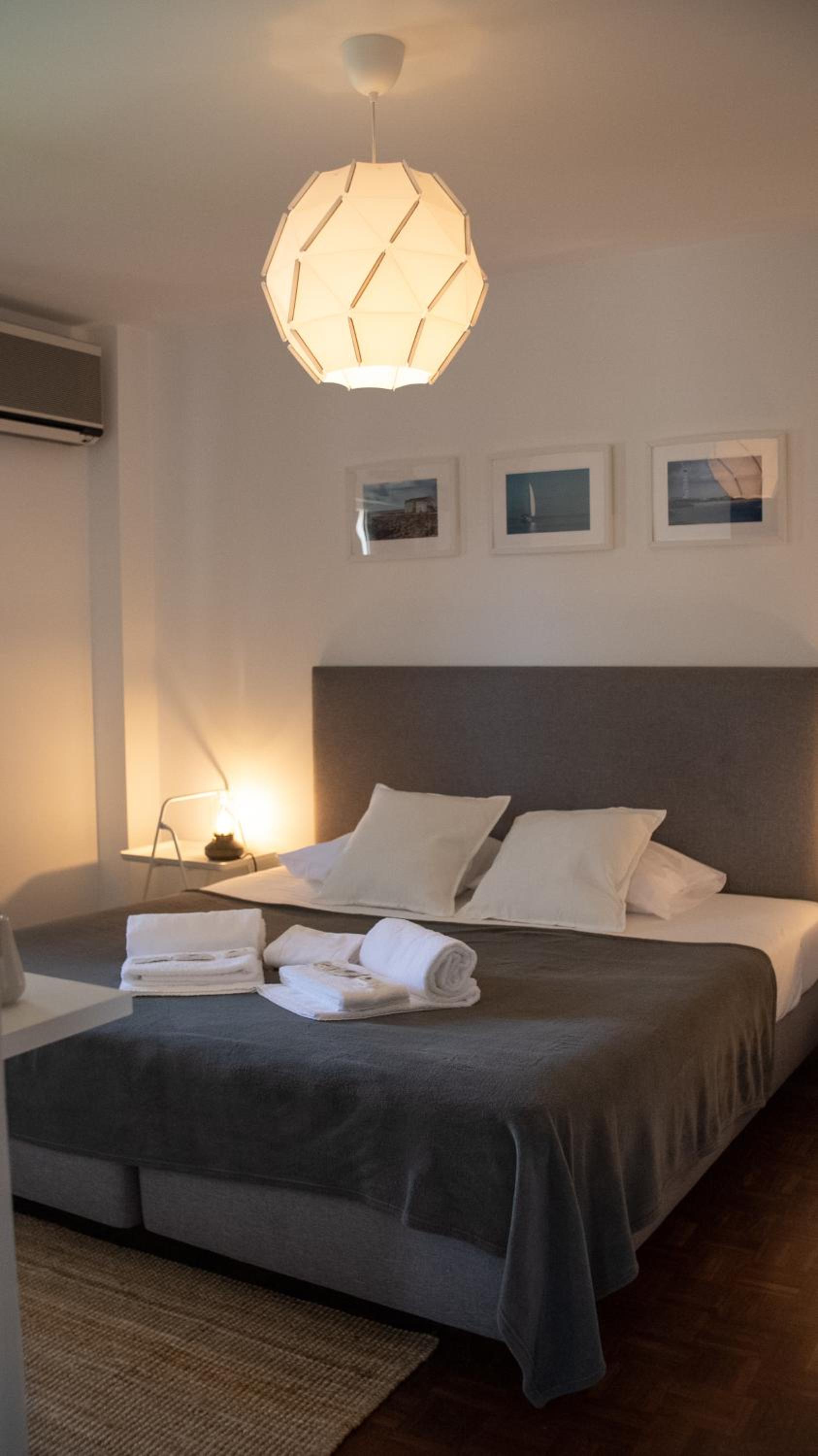 Standard Double Room with Shared Bathroom photo 1