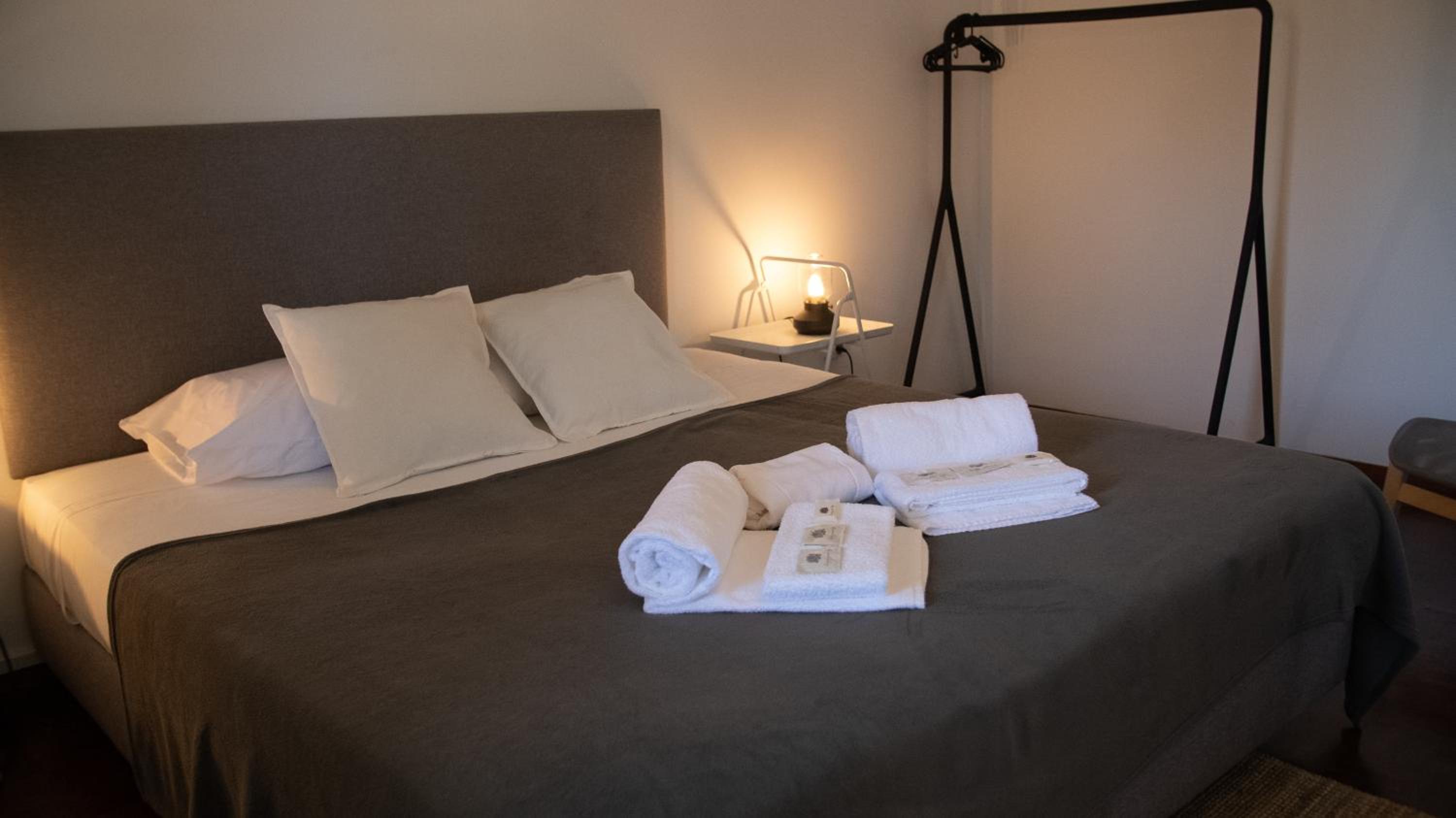 Standard Double Room with Shared Bathroom photo 3