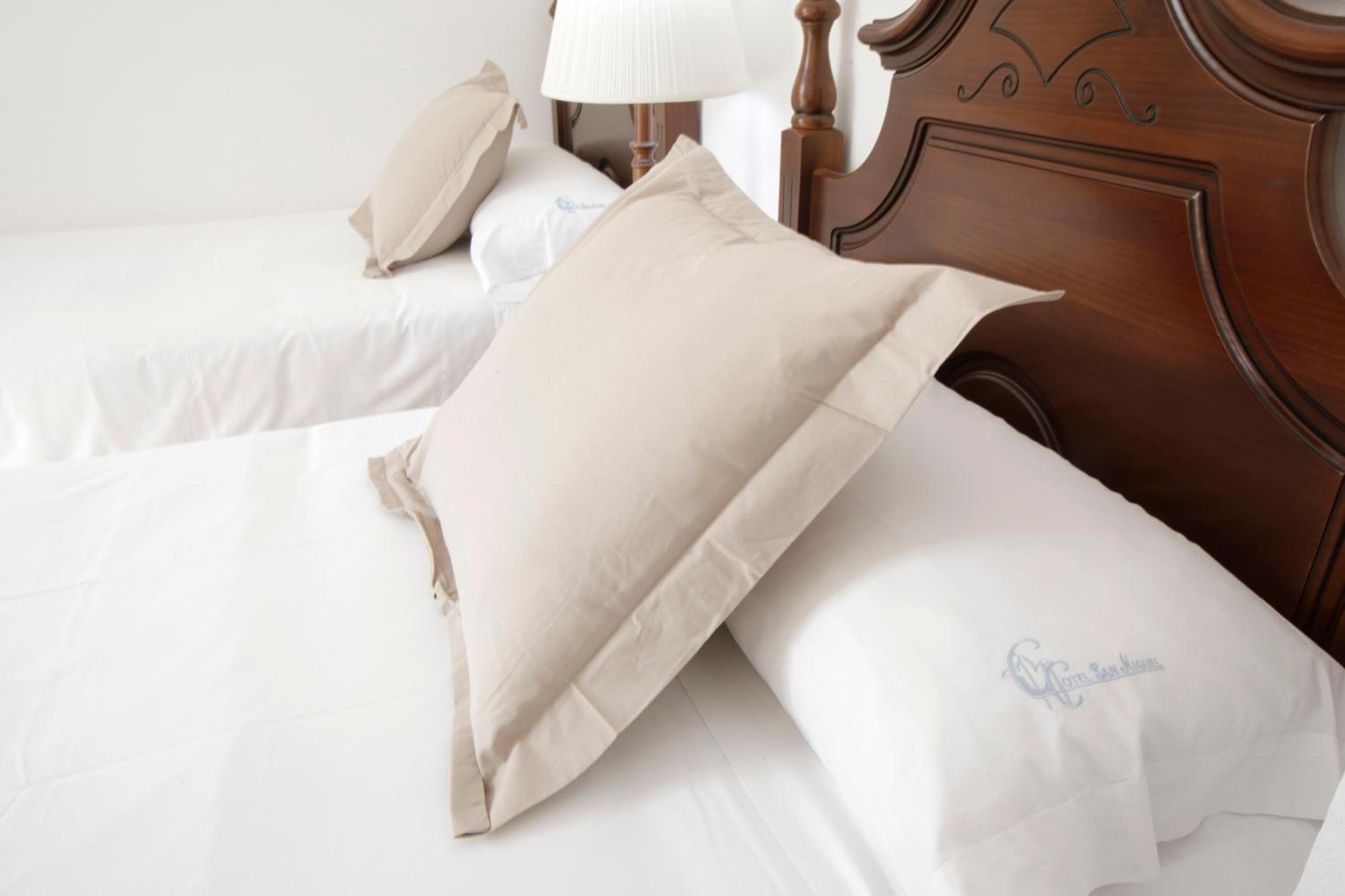 Twin  Room - Photo 6