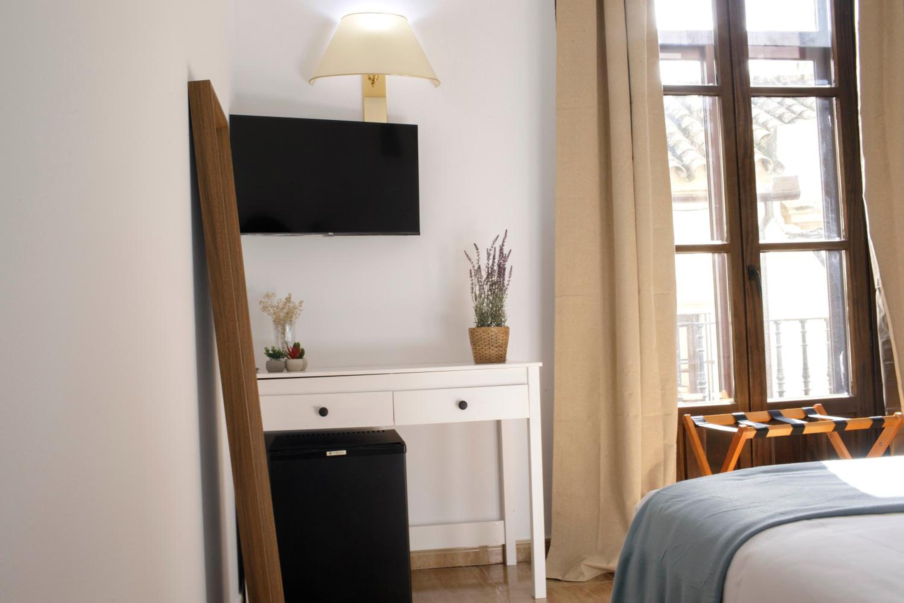 Quadruple Room - Photo 10