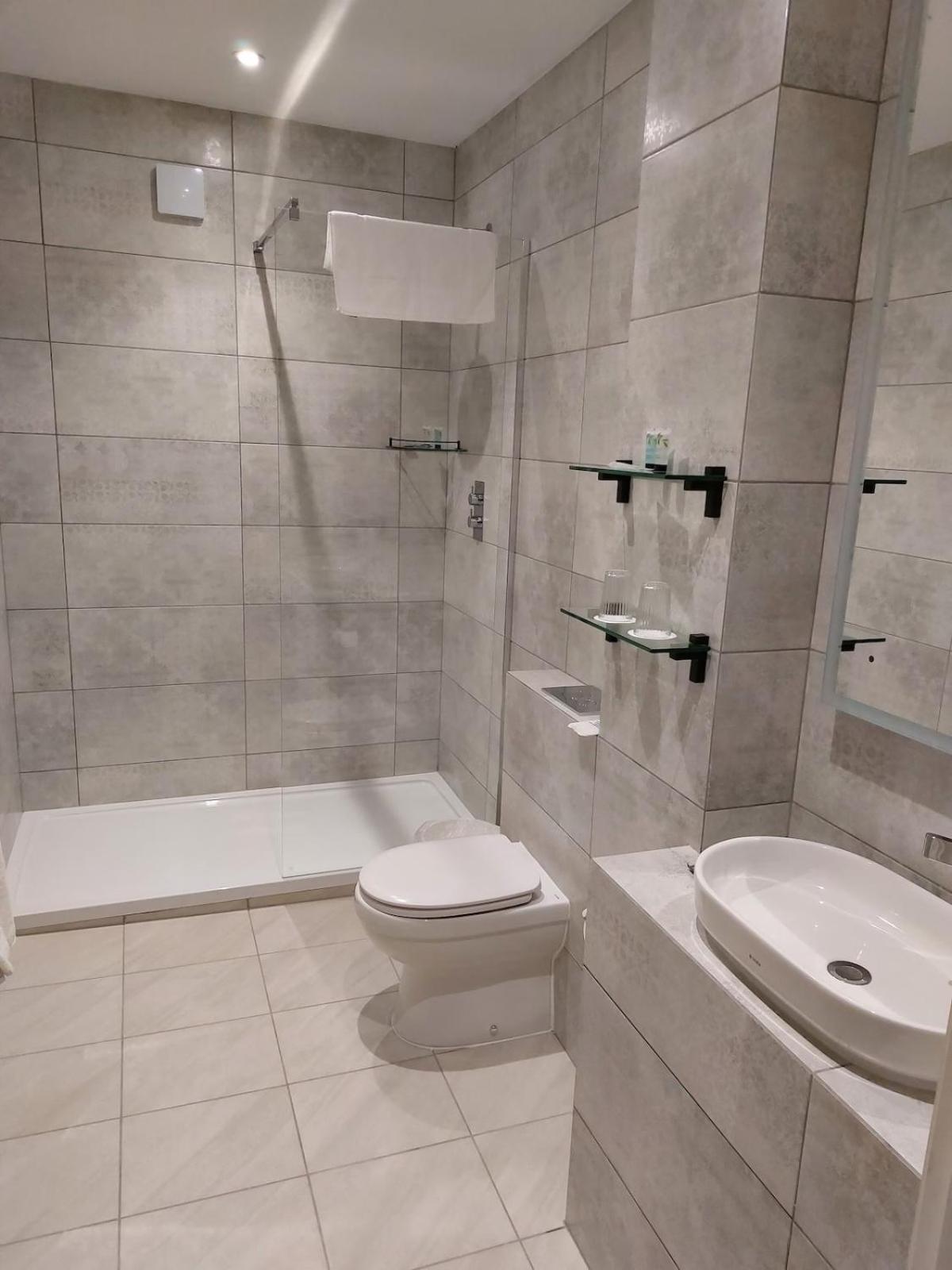 Executive Double Room - Photo 5