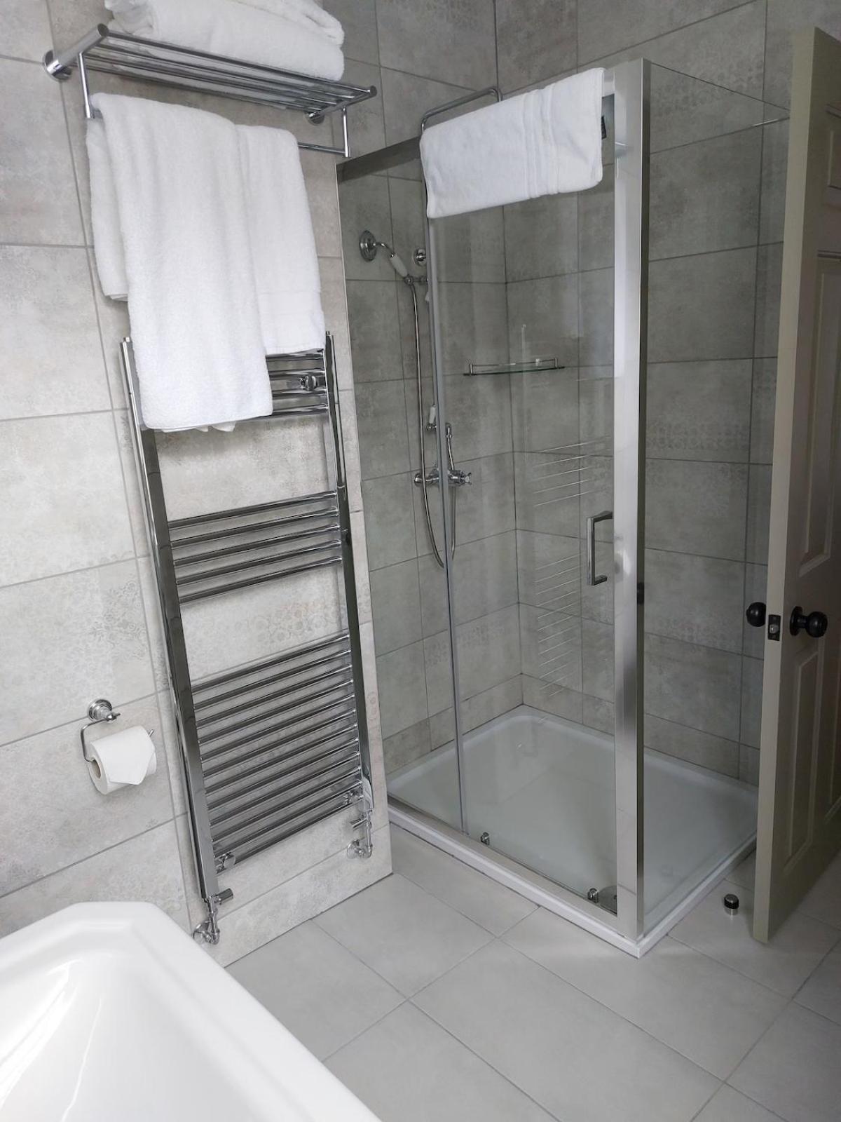 Single Room photo 3