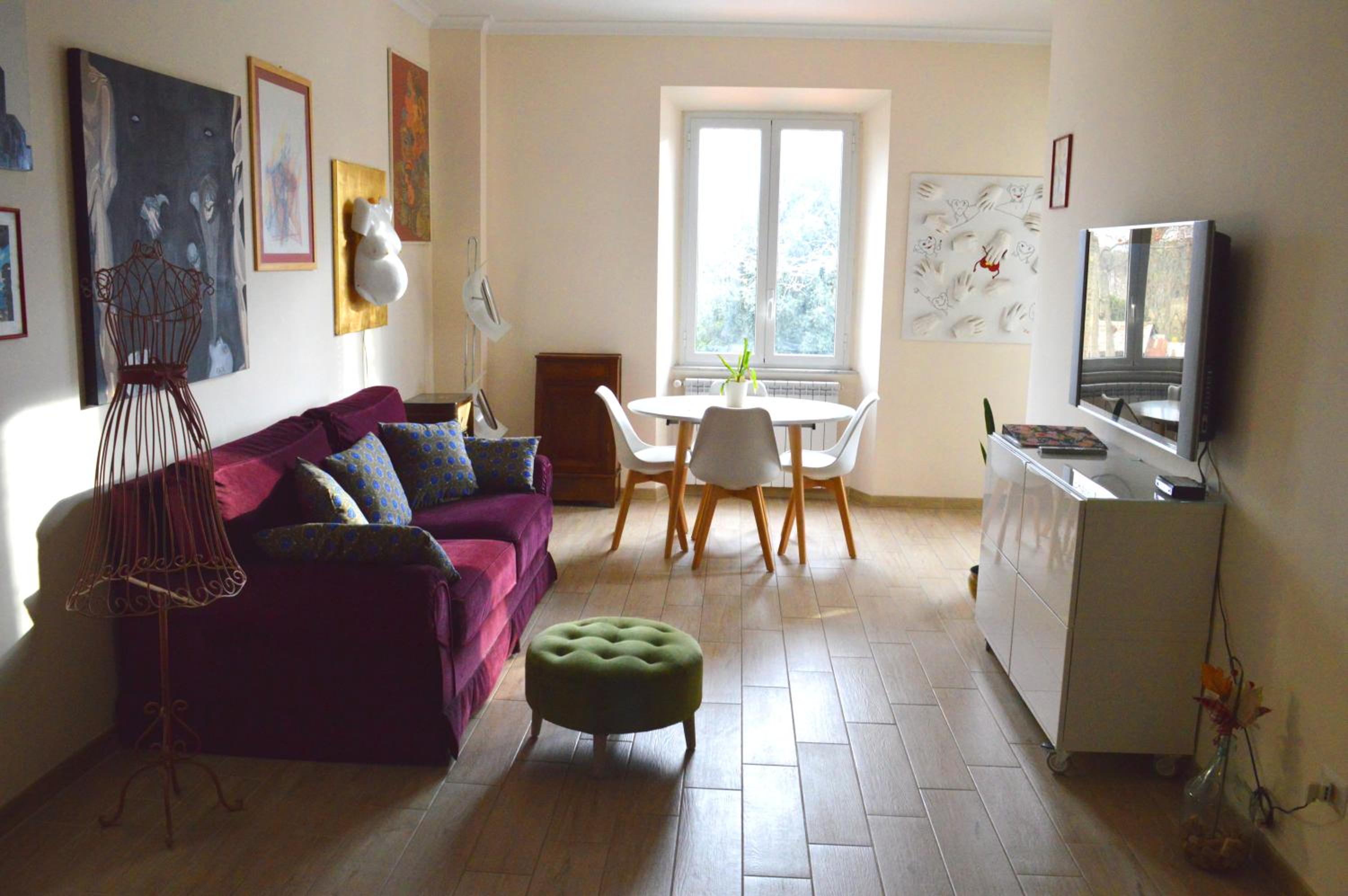 One-Bedroom Apartment