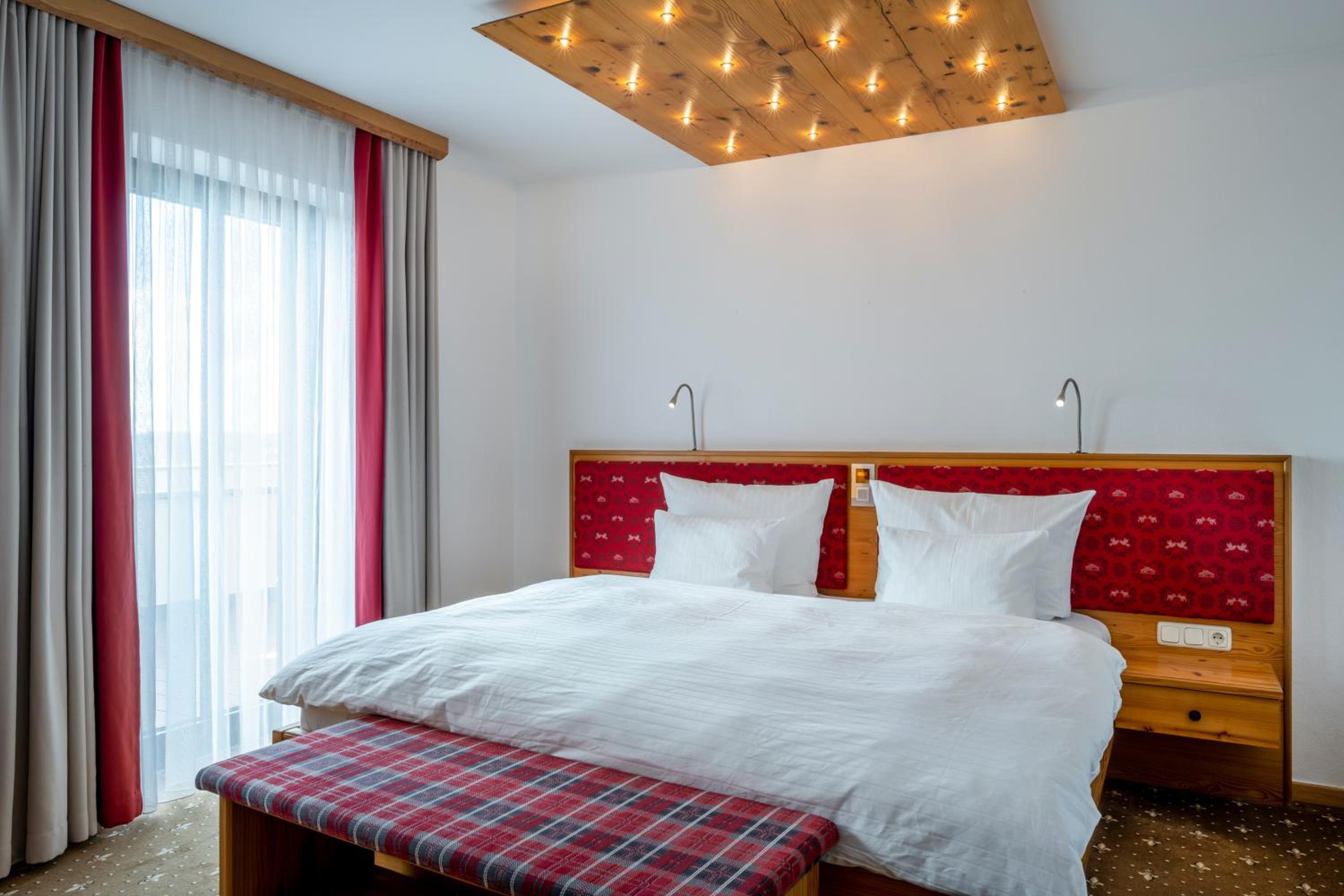 Double Room with Panoramic View - Photo 2