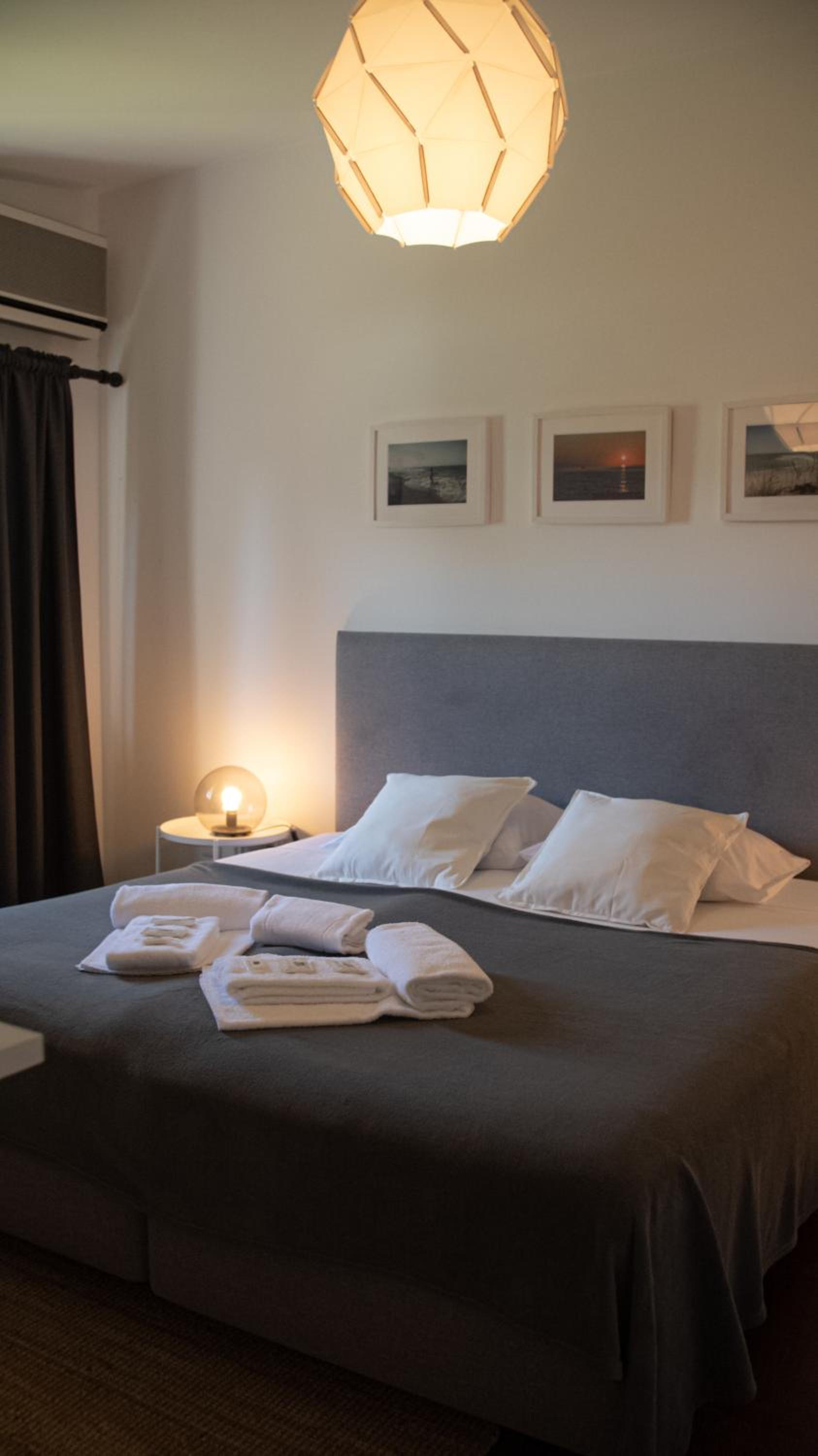 Double Room with Shared Bathroom photo 1