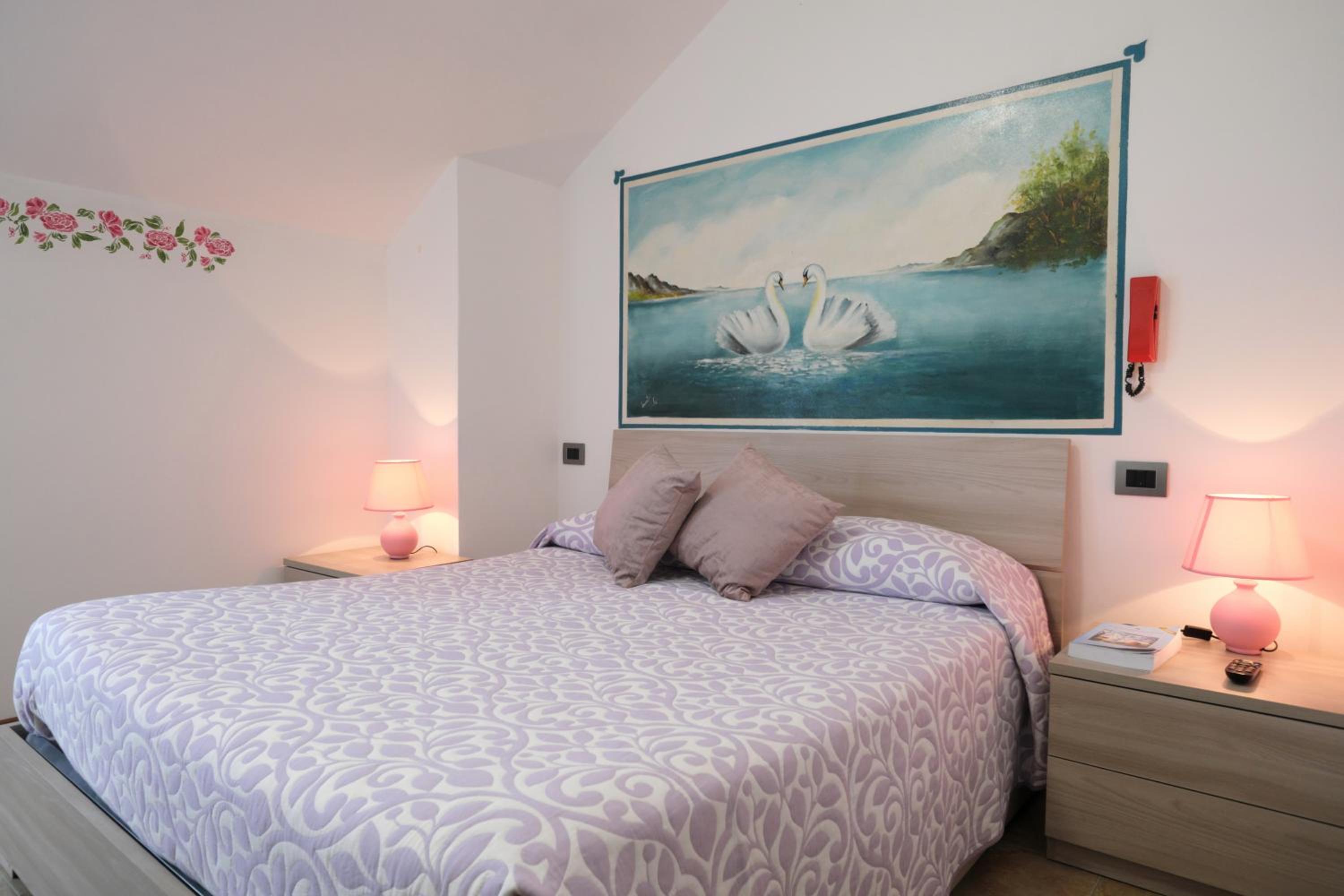 Double Room with Lake View photo 2