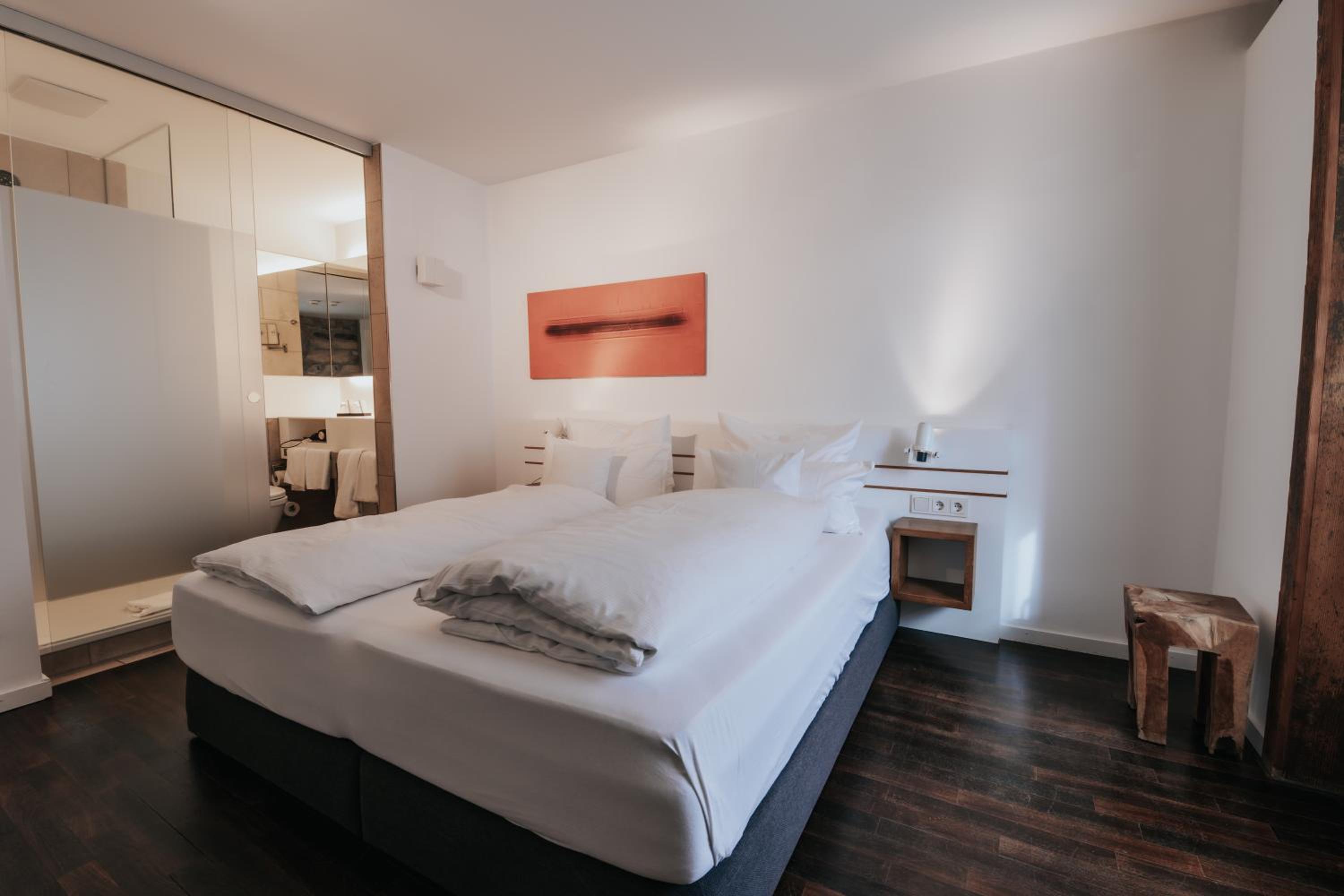 Double Room - Photo 13