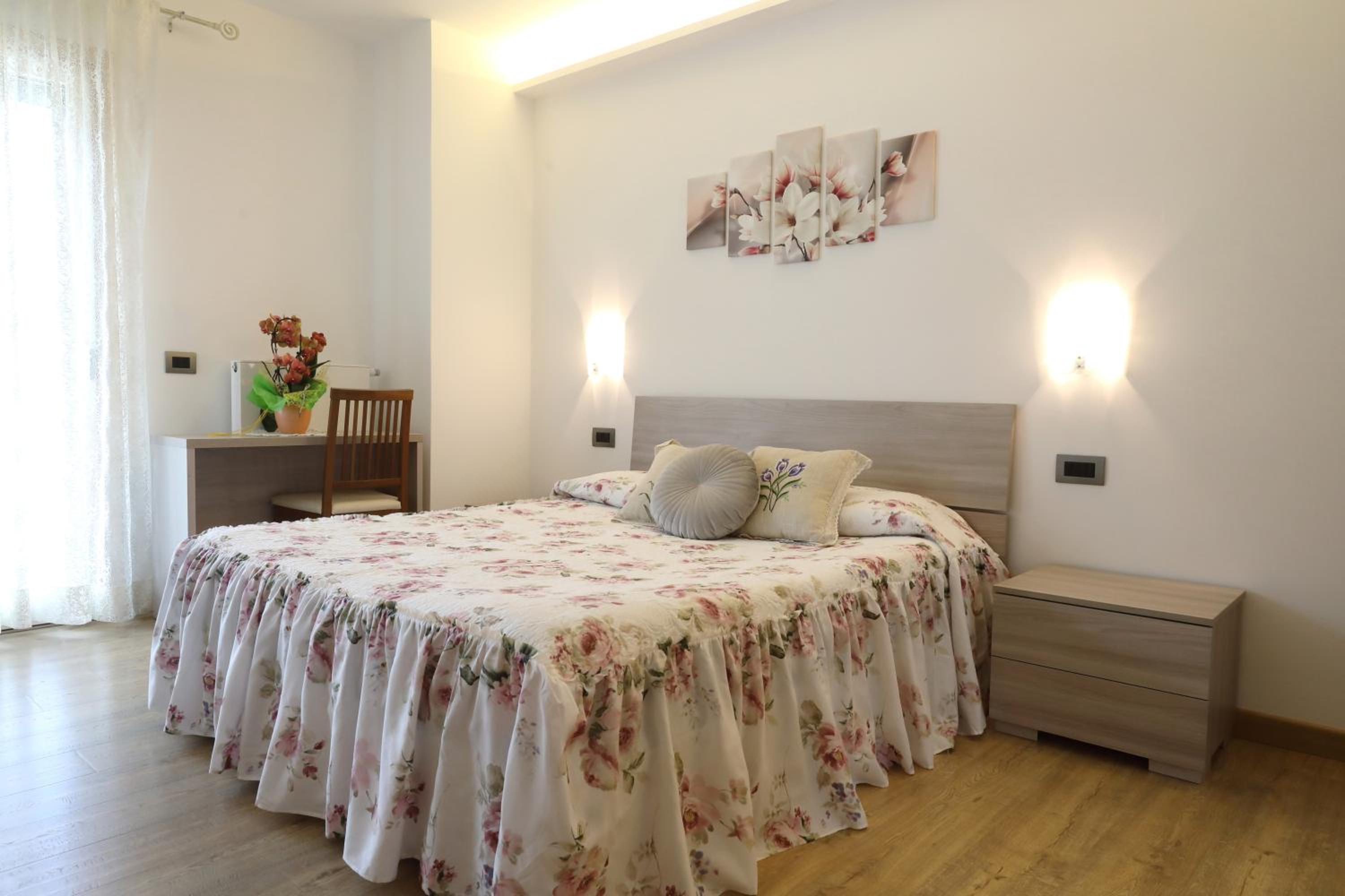 Double Room with Lake View photo 3