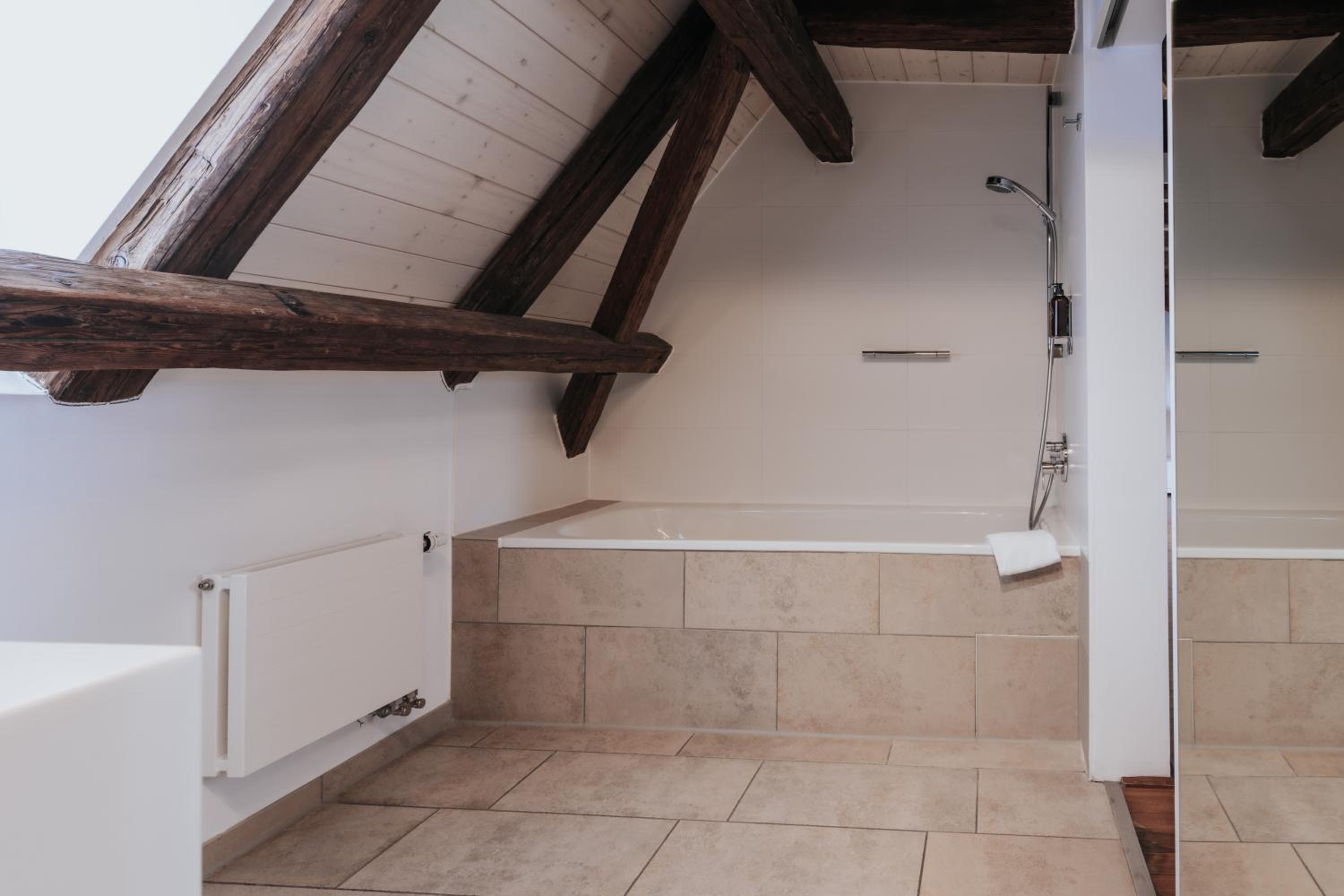 Quadruple Room - Photo 8