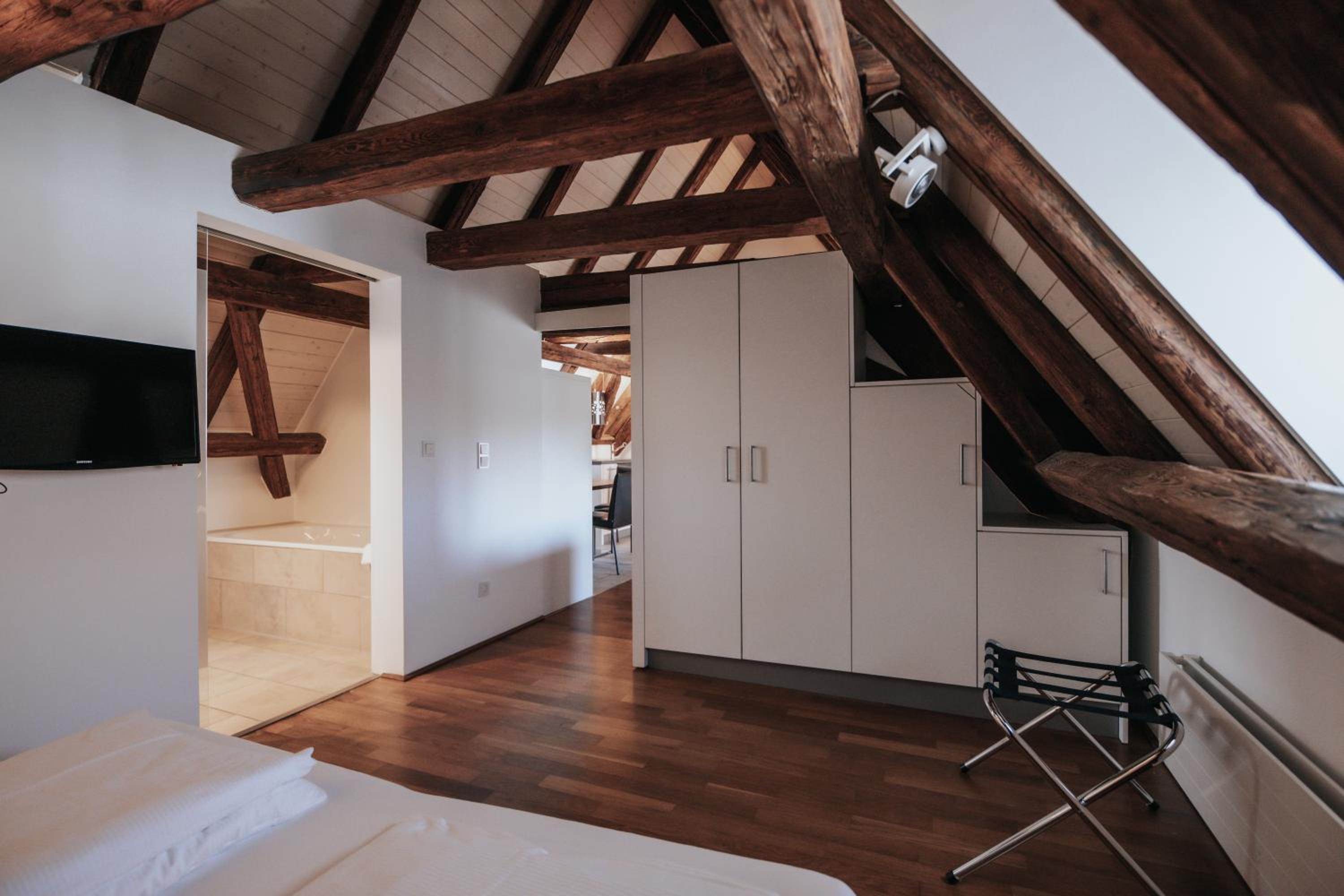Quadruple Room - Photo 6