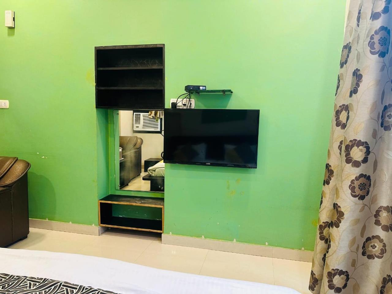 Suite - Photo 4