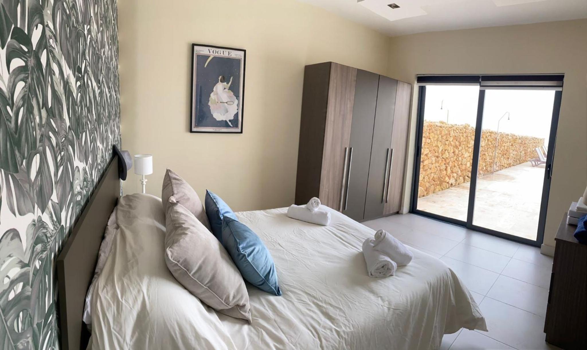 Three-Bedroom House photo 1