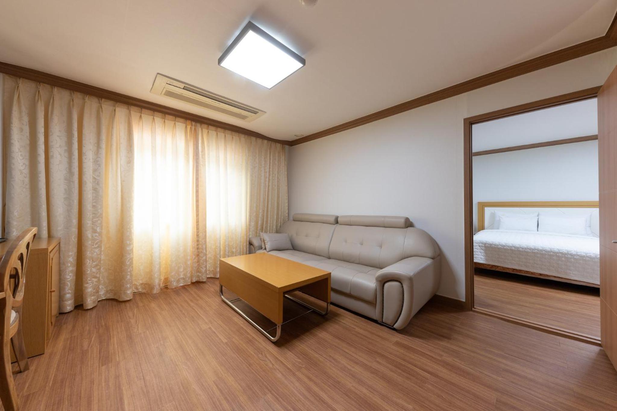 Two-Bedroom Suite