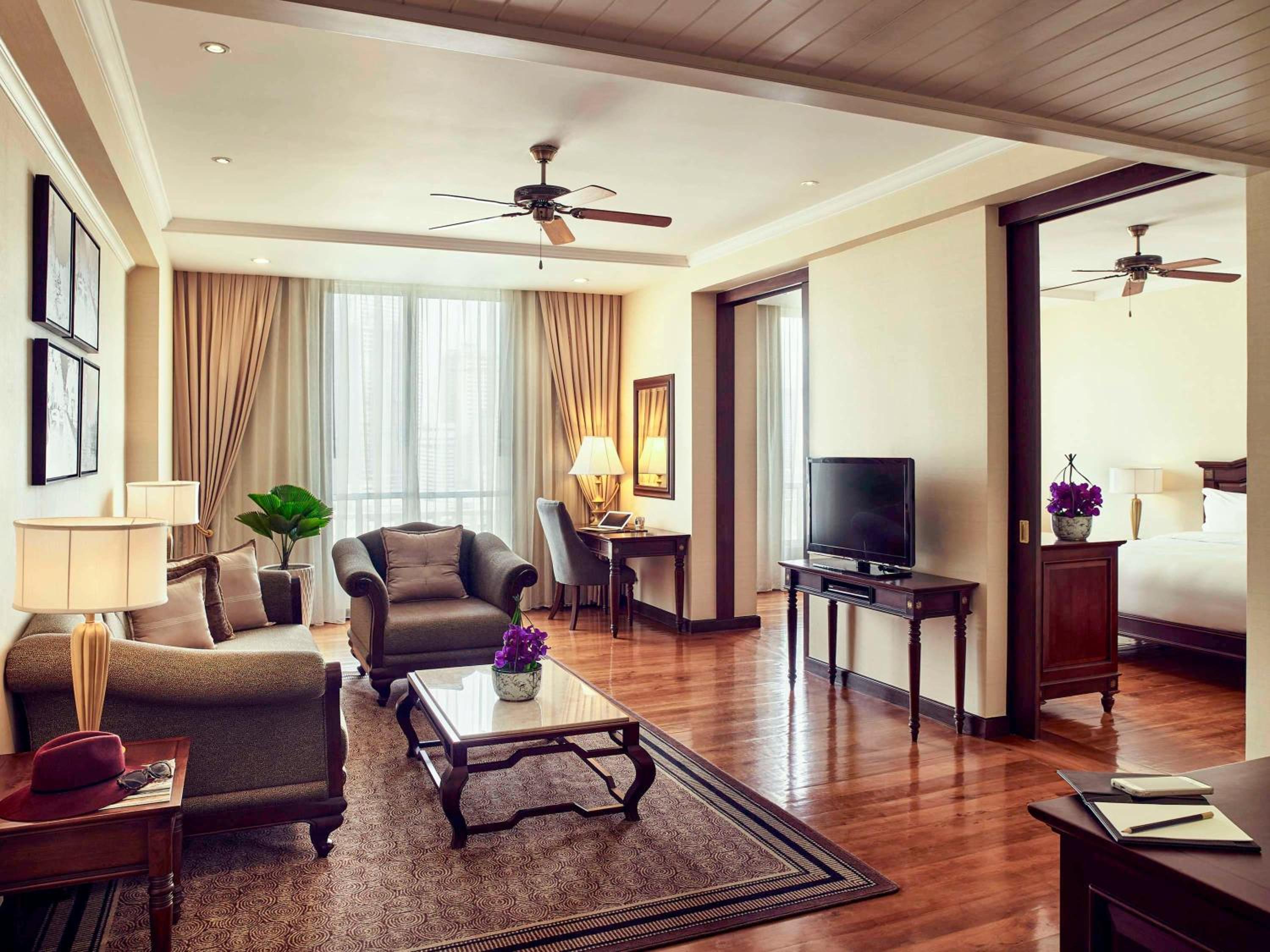 Prestige Suite with Executive Lounge Access
