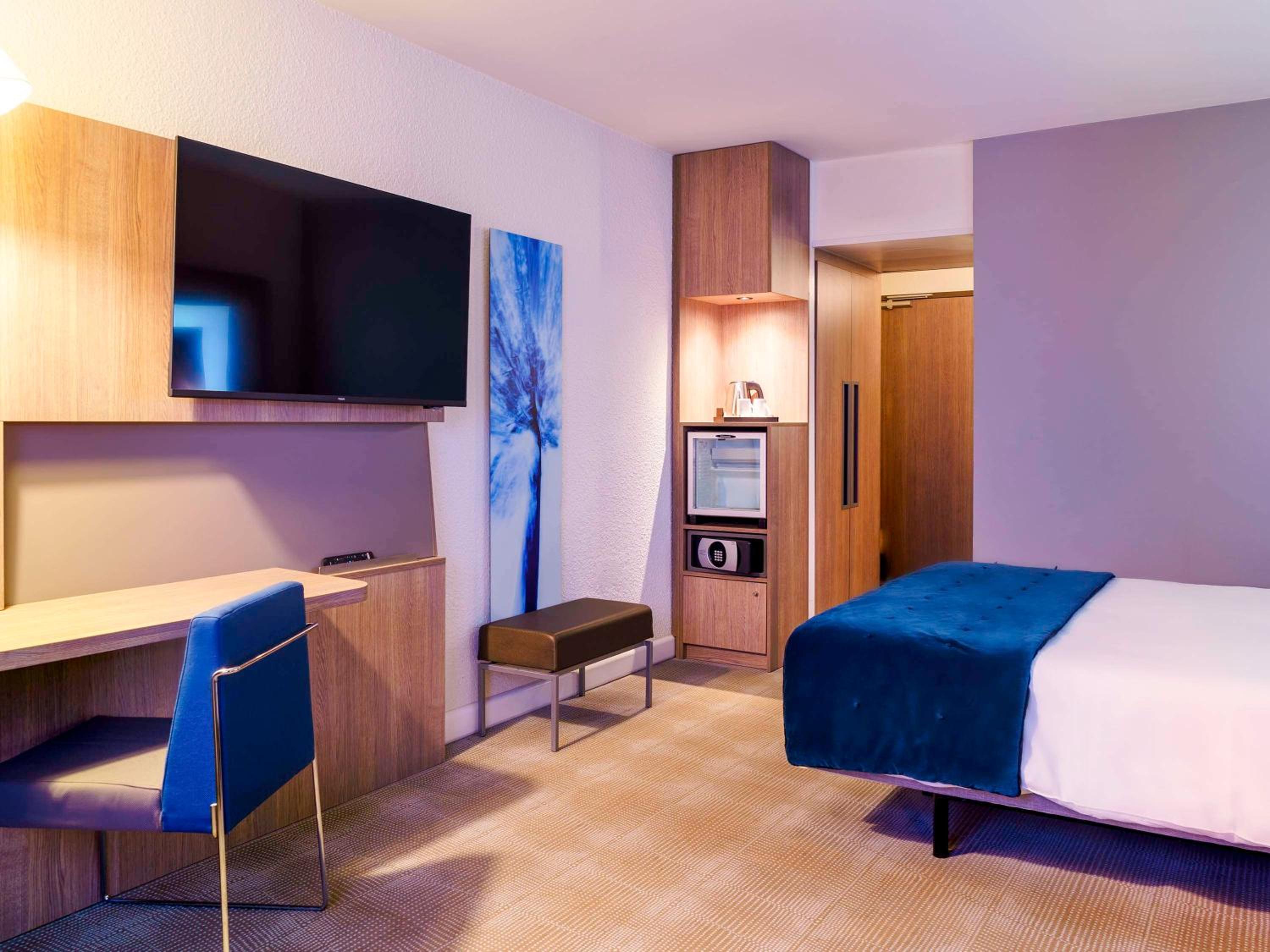Superior Double Room with Sofa Bed photo 3