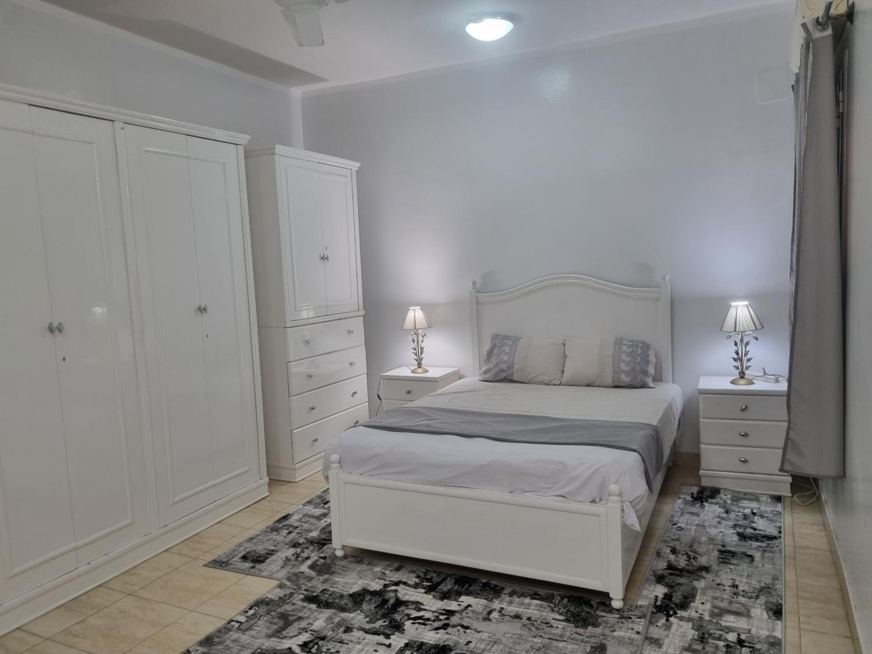 Three-Bedroom Apartment with Water View photo 1