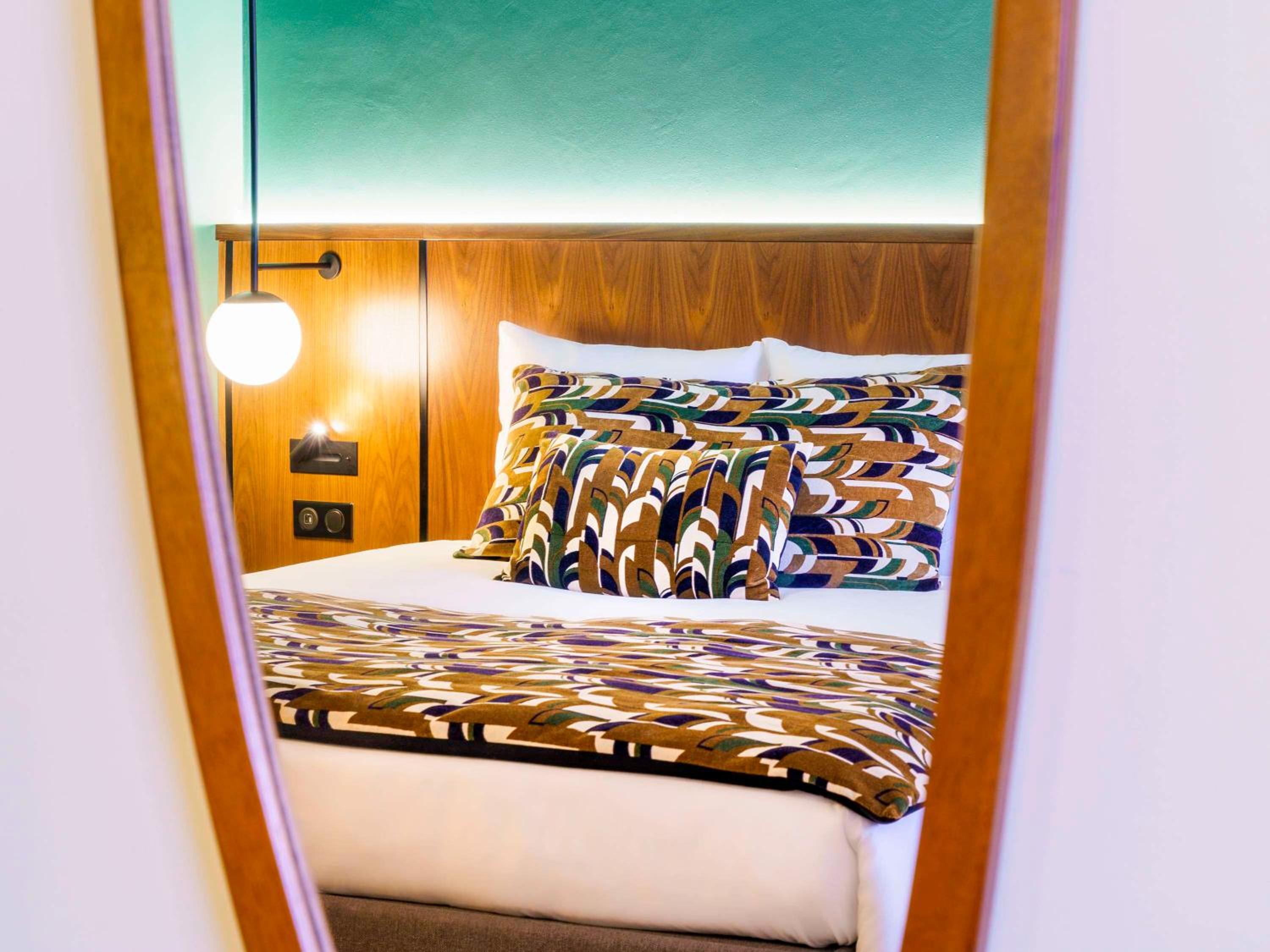 Executive Double Room with Bathtub photo 3