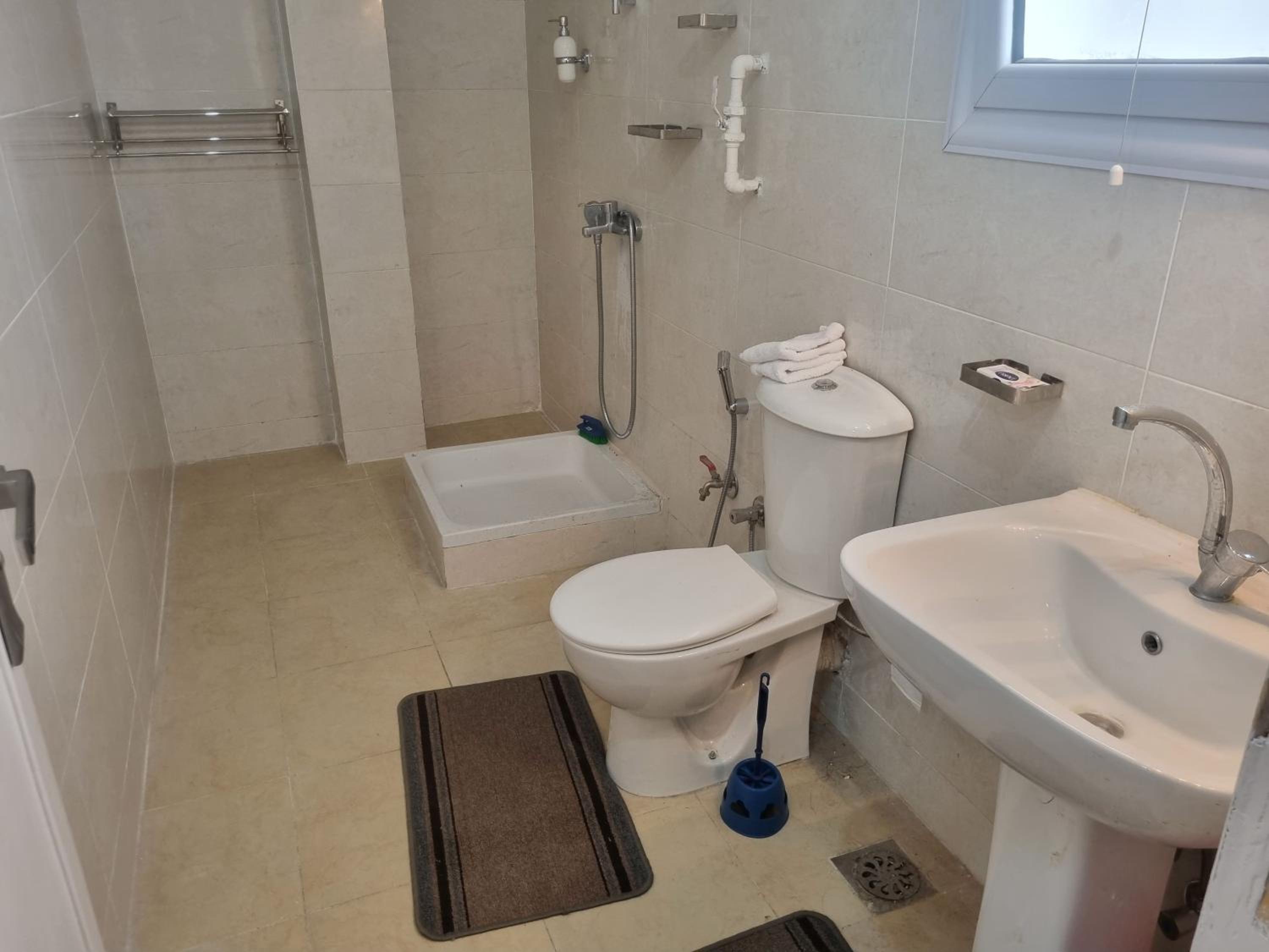Three-Bedroom Apartment with Water View photo 3
