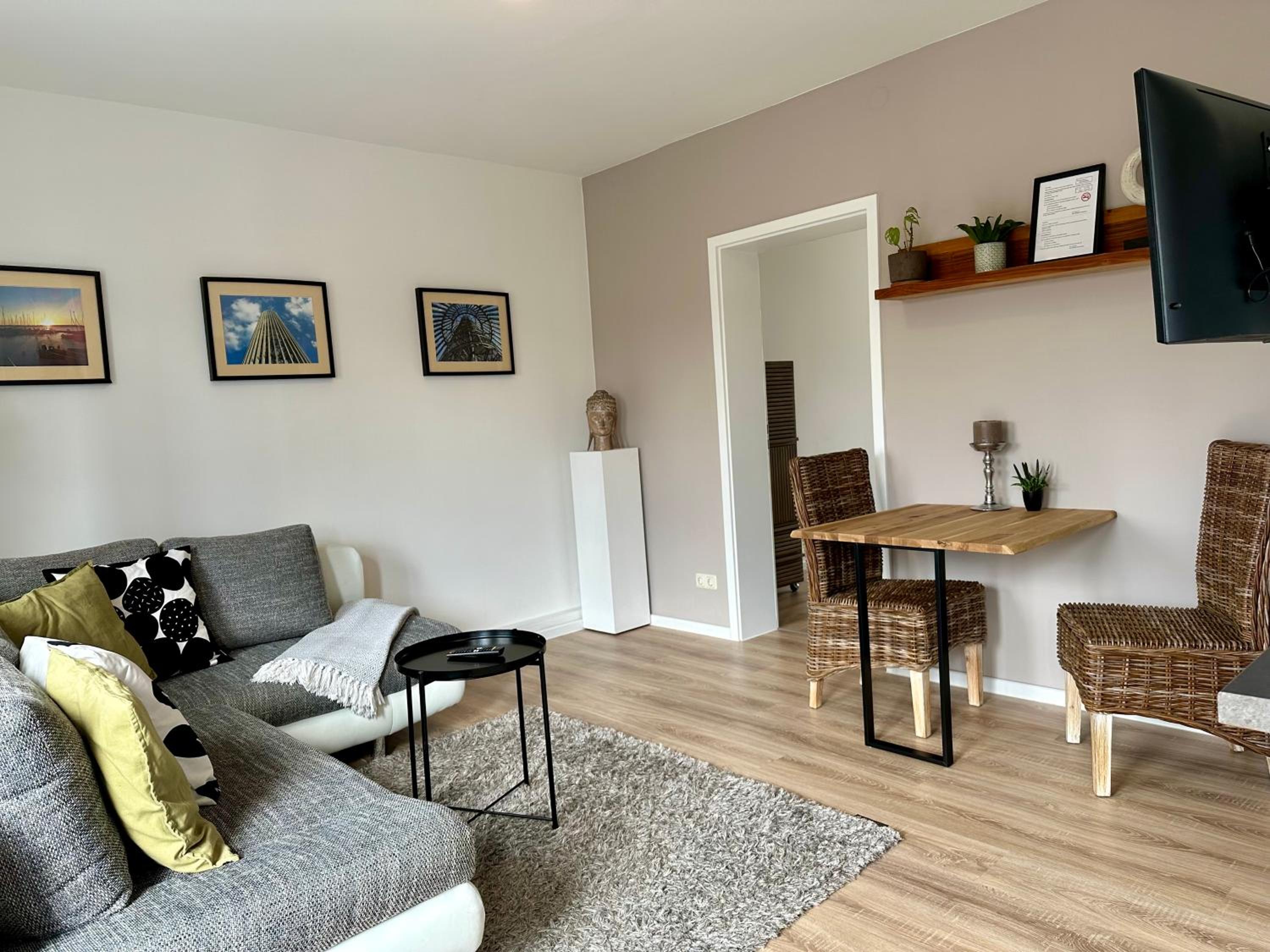 Two-Bedroom Apartment - Photo 4