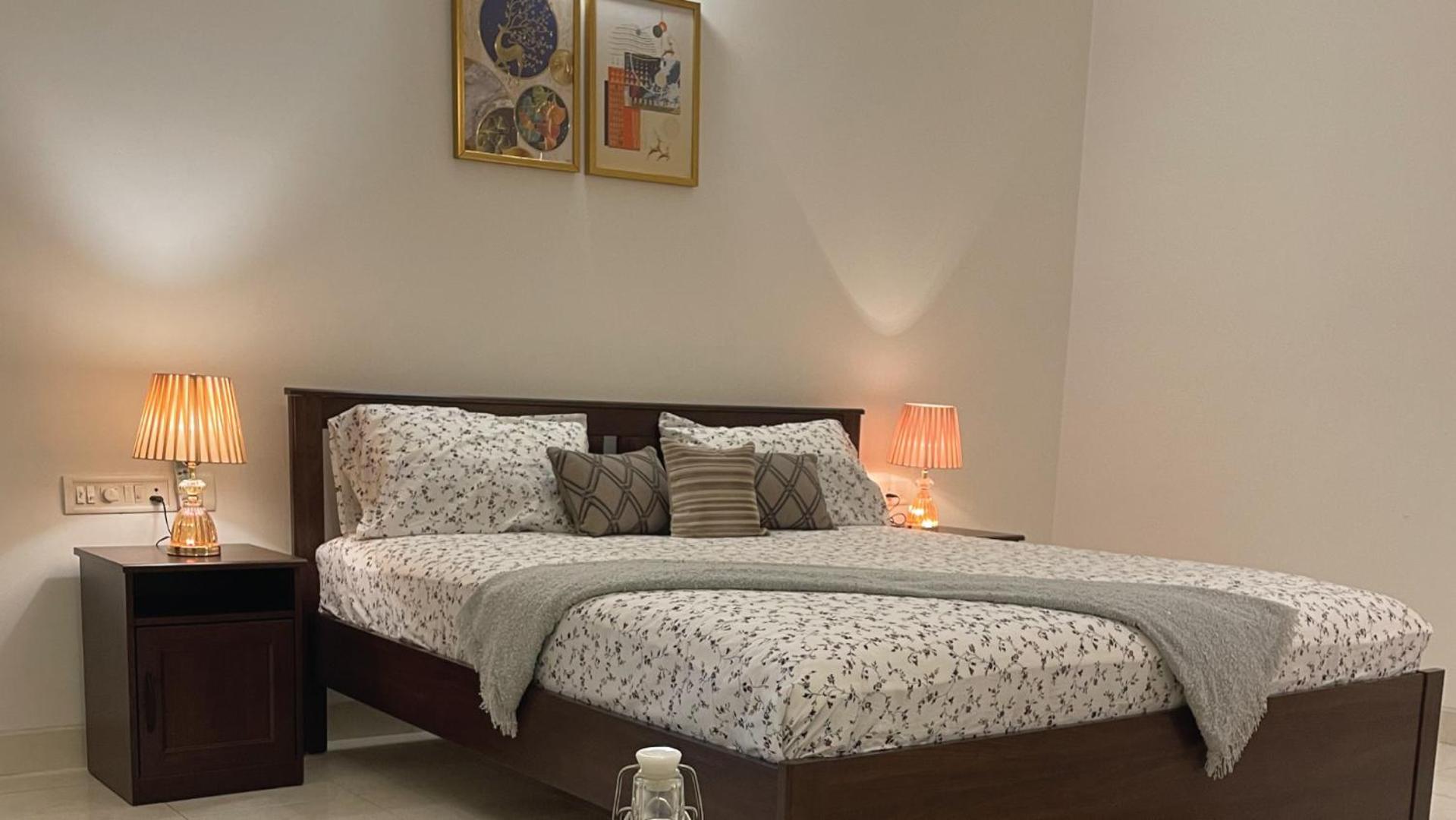 Business King Room photo 1
